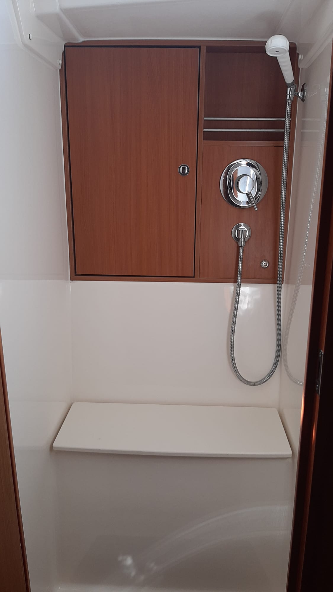 Bavaria Cruiser 45 — photo 13