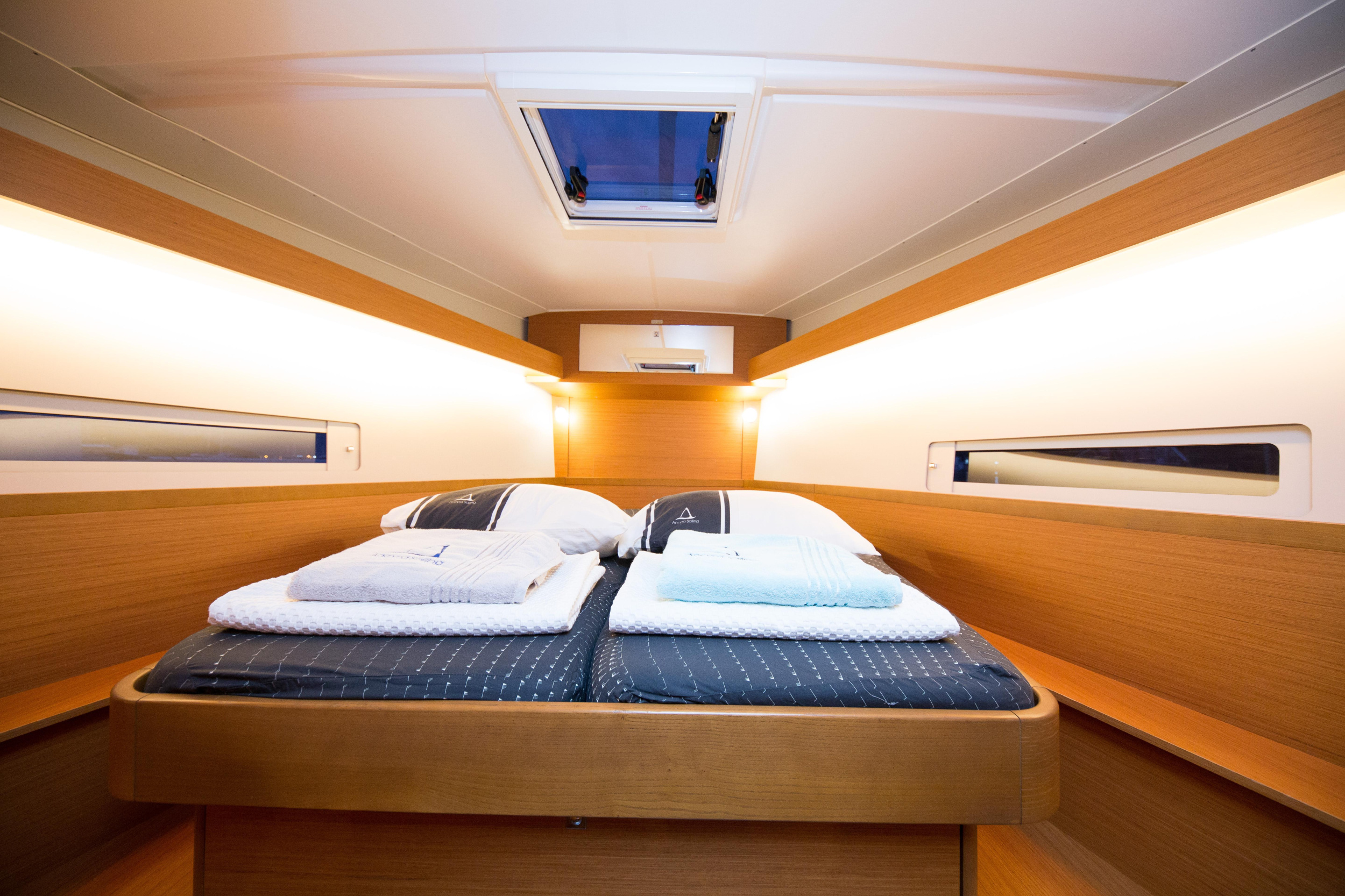 Dufour 430 GL — photo 10