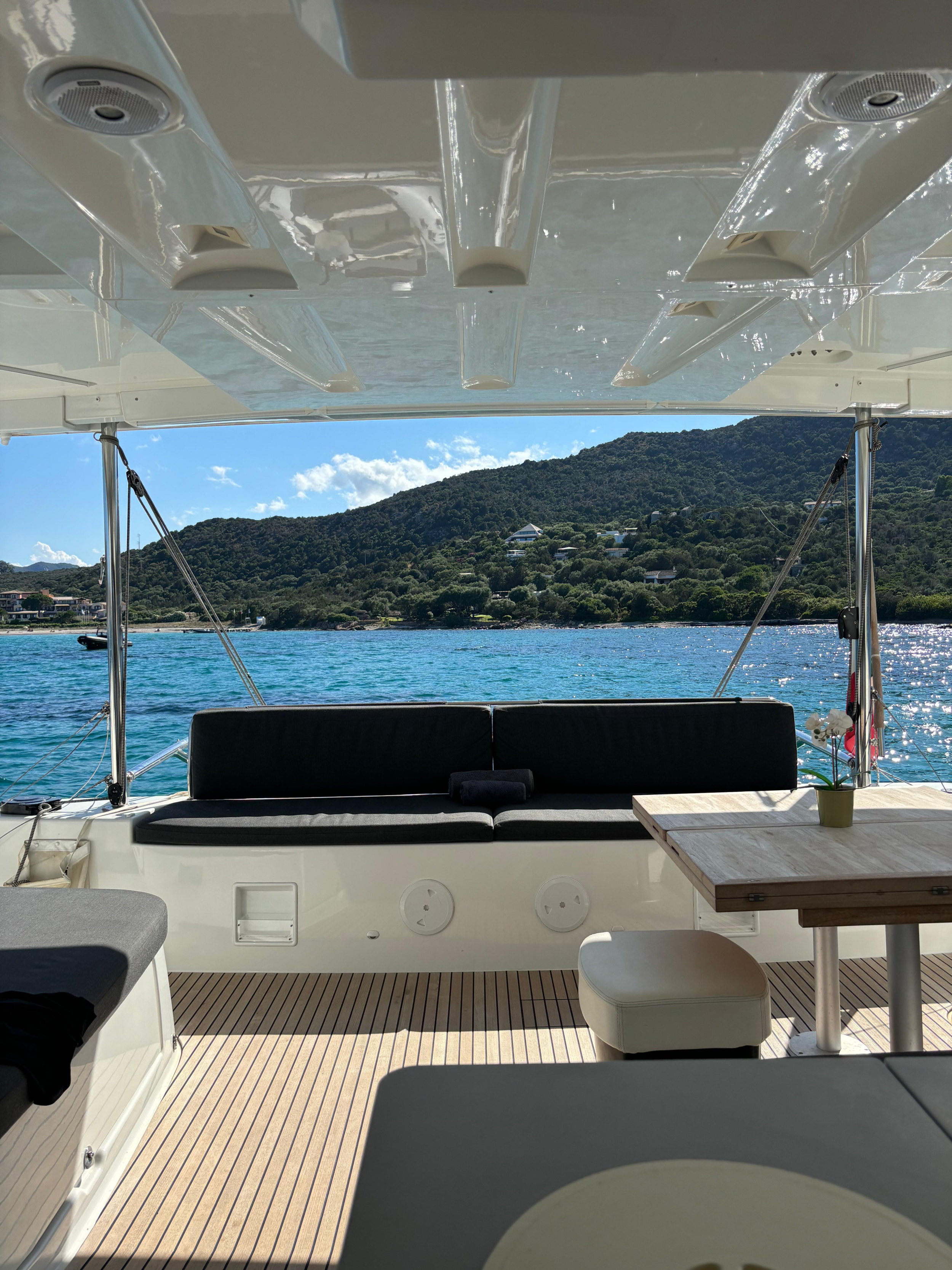 Lagoon 46 — photo 8