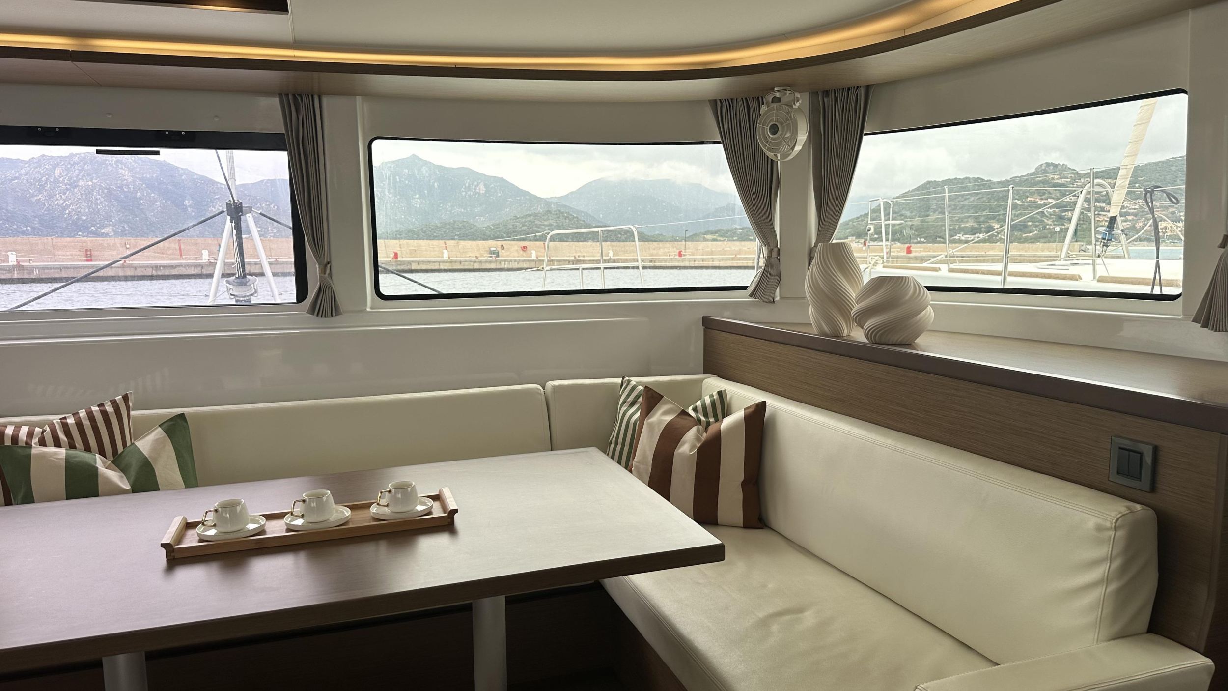 Lagoon 46 — photo 19