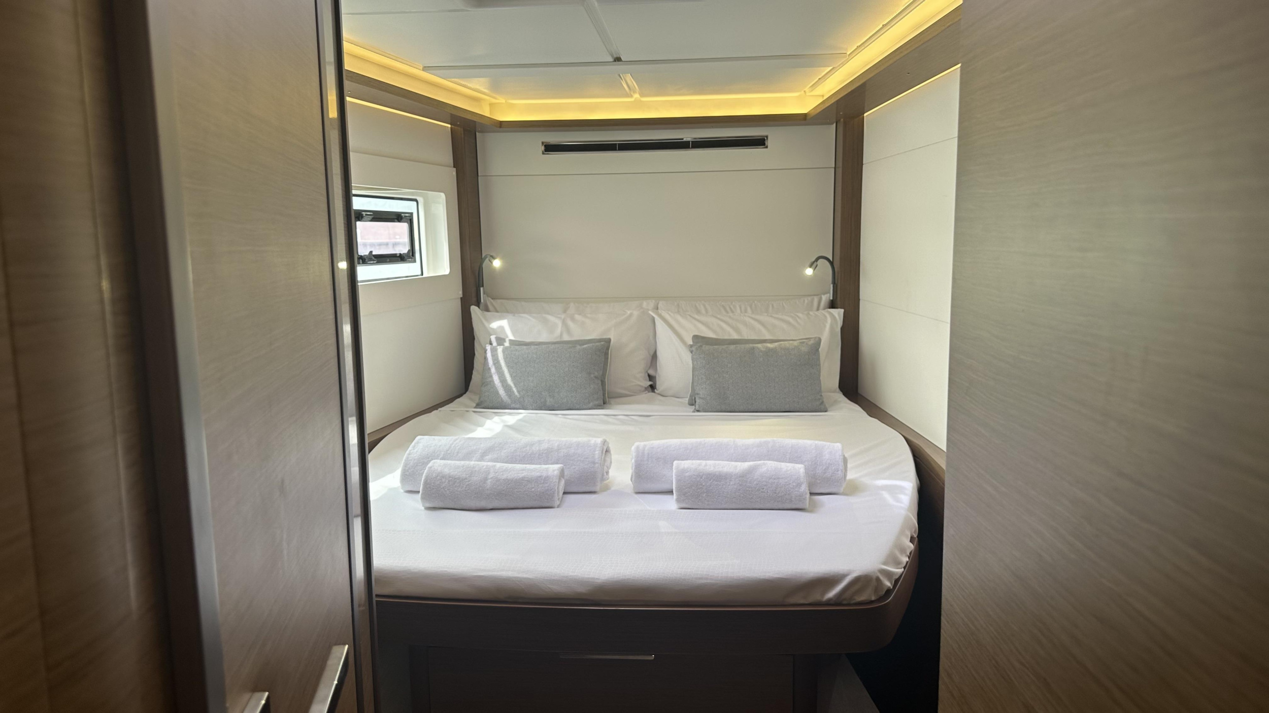 Lagoon 46 — photo 20