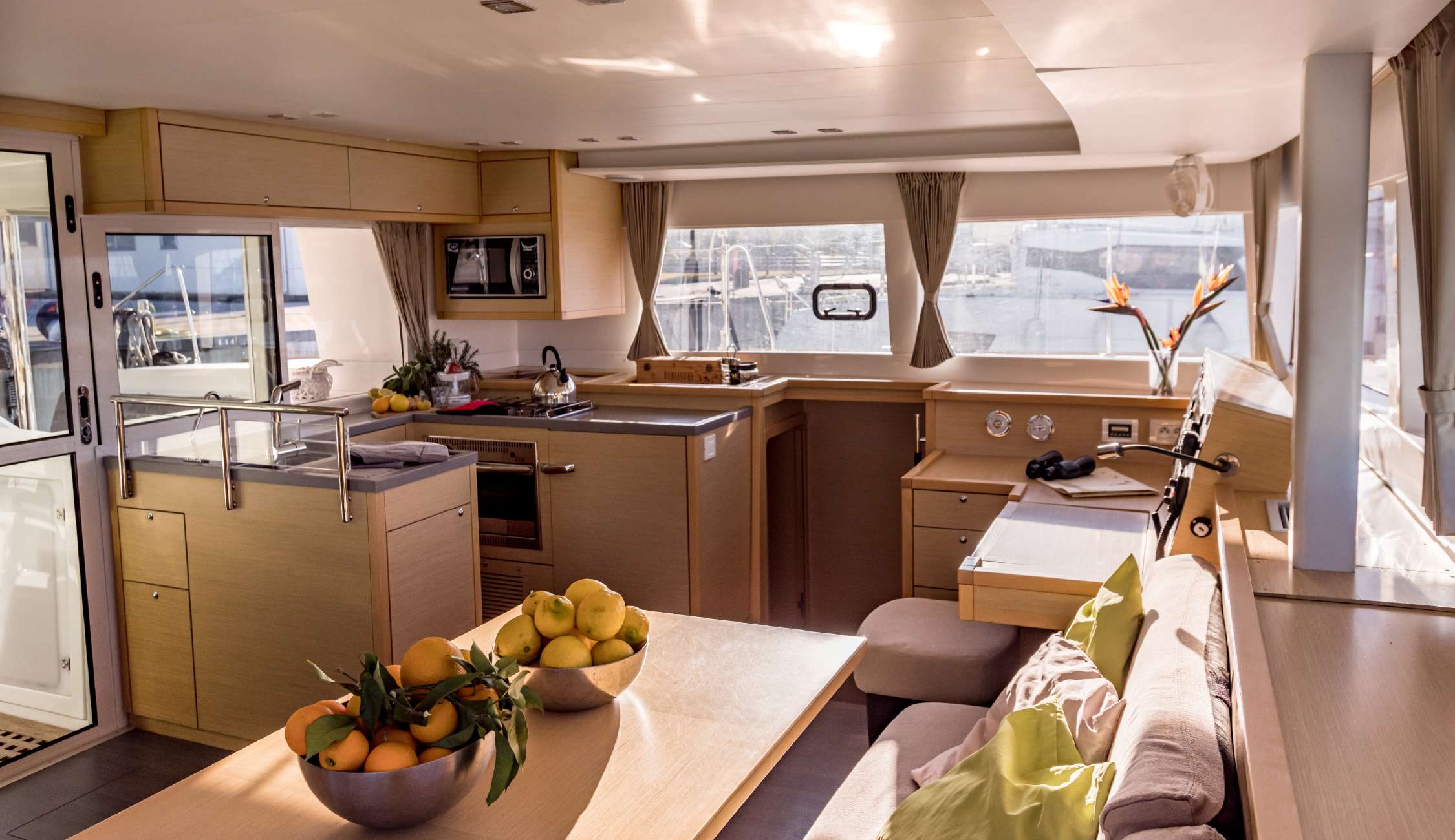 Lagoon 450 — photo 21