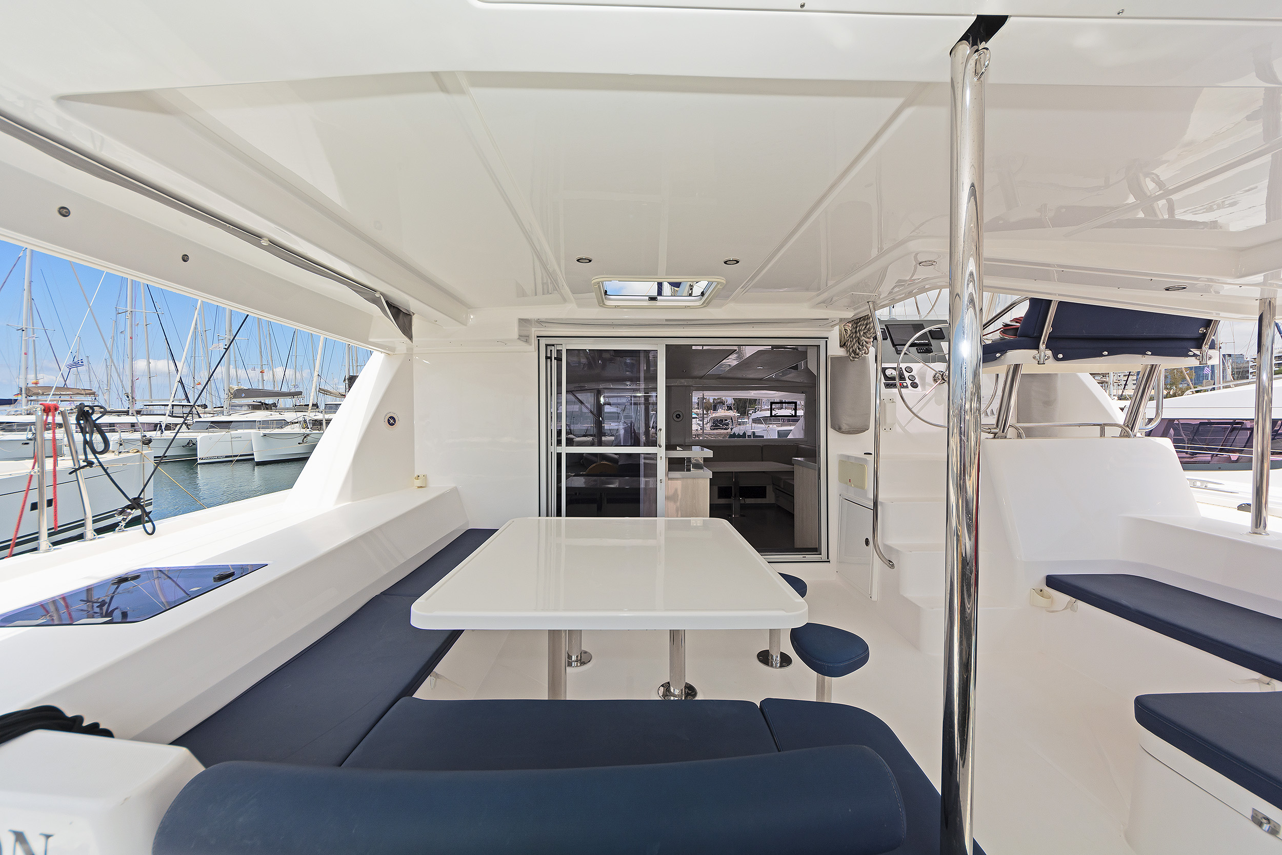 Leopard 48 & GEN — photo 18