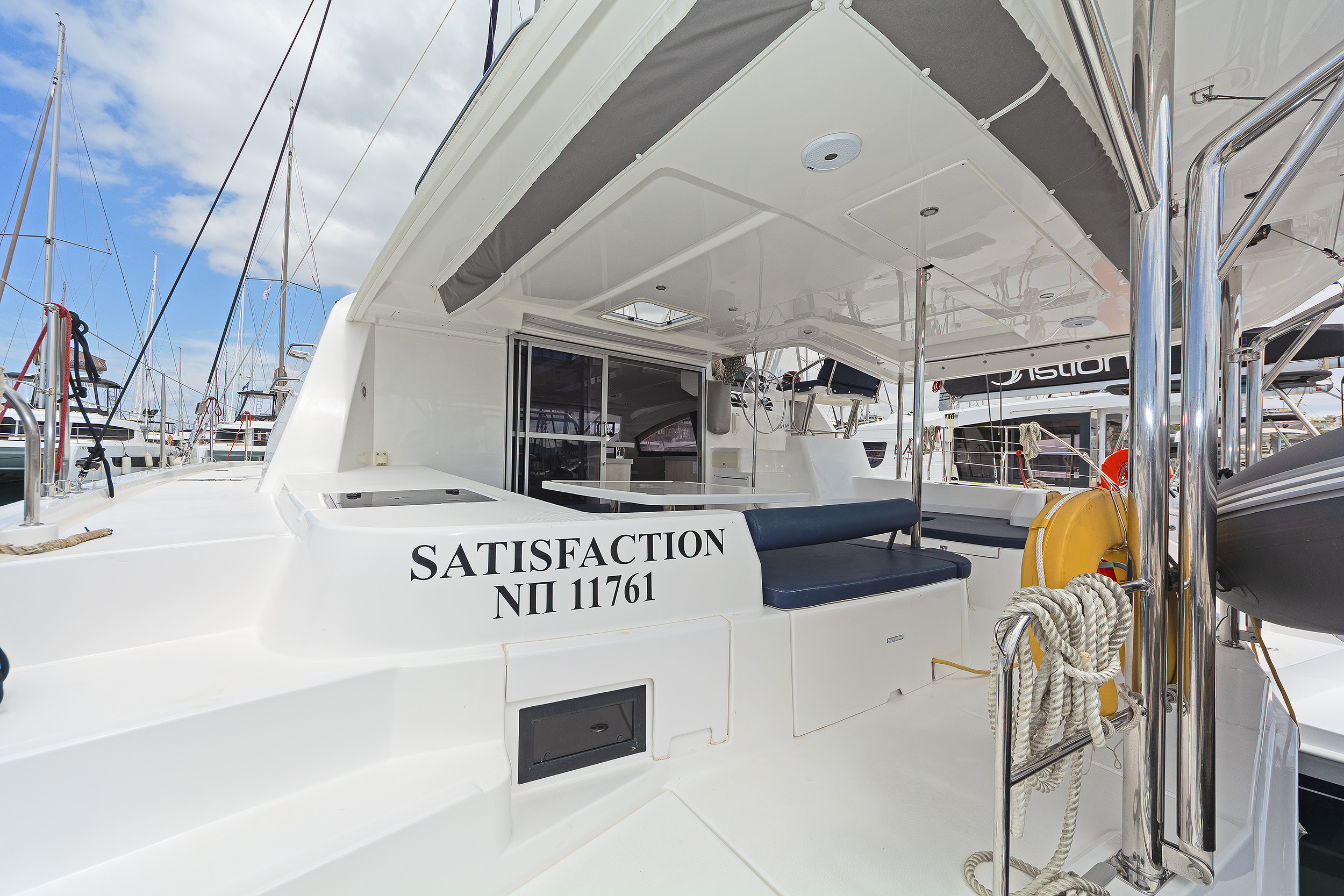 Leopard 48 & GEN — photo 24