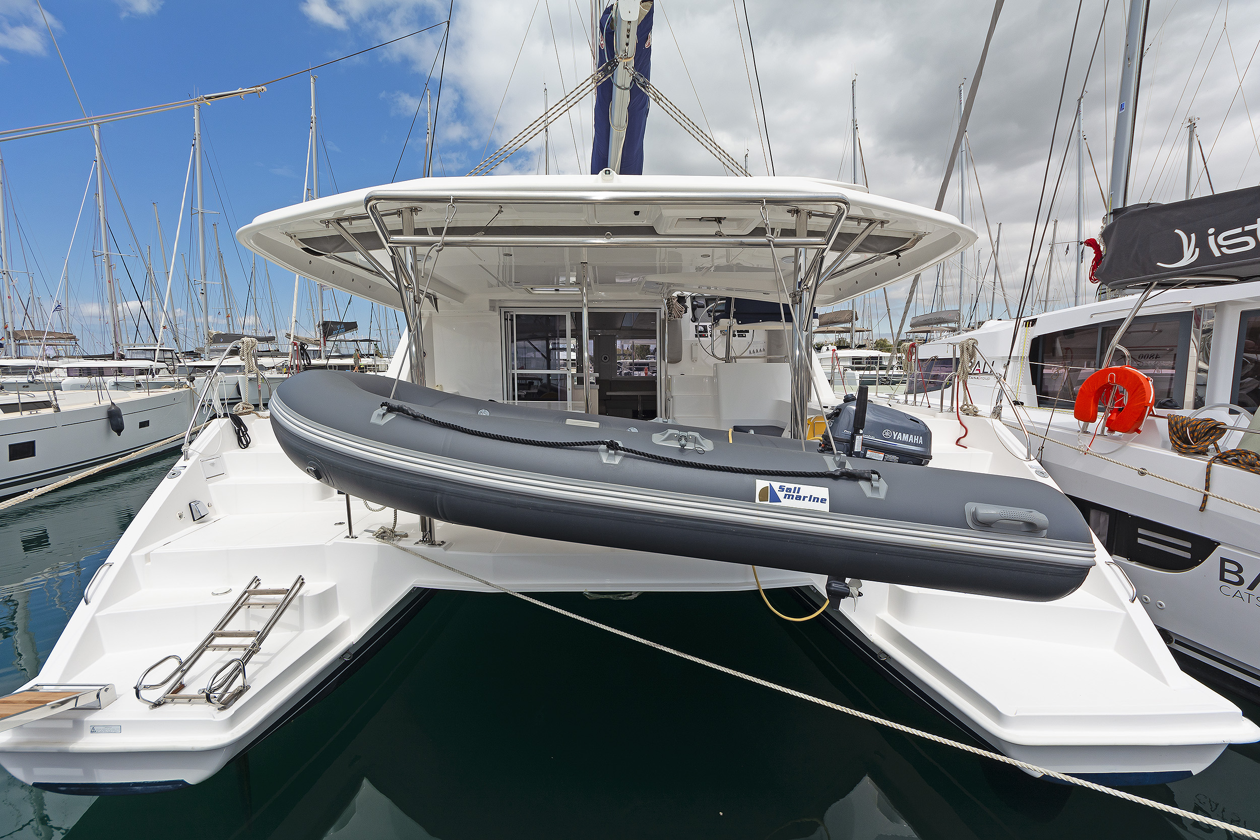 Leopard 48 & GEN — photo 3