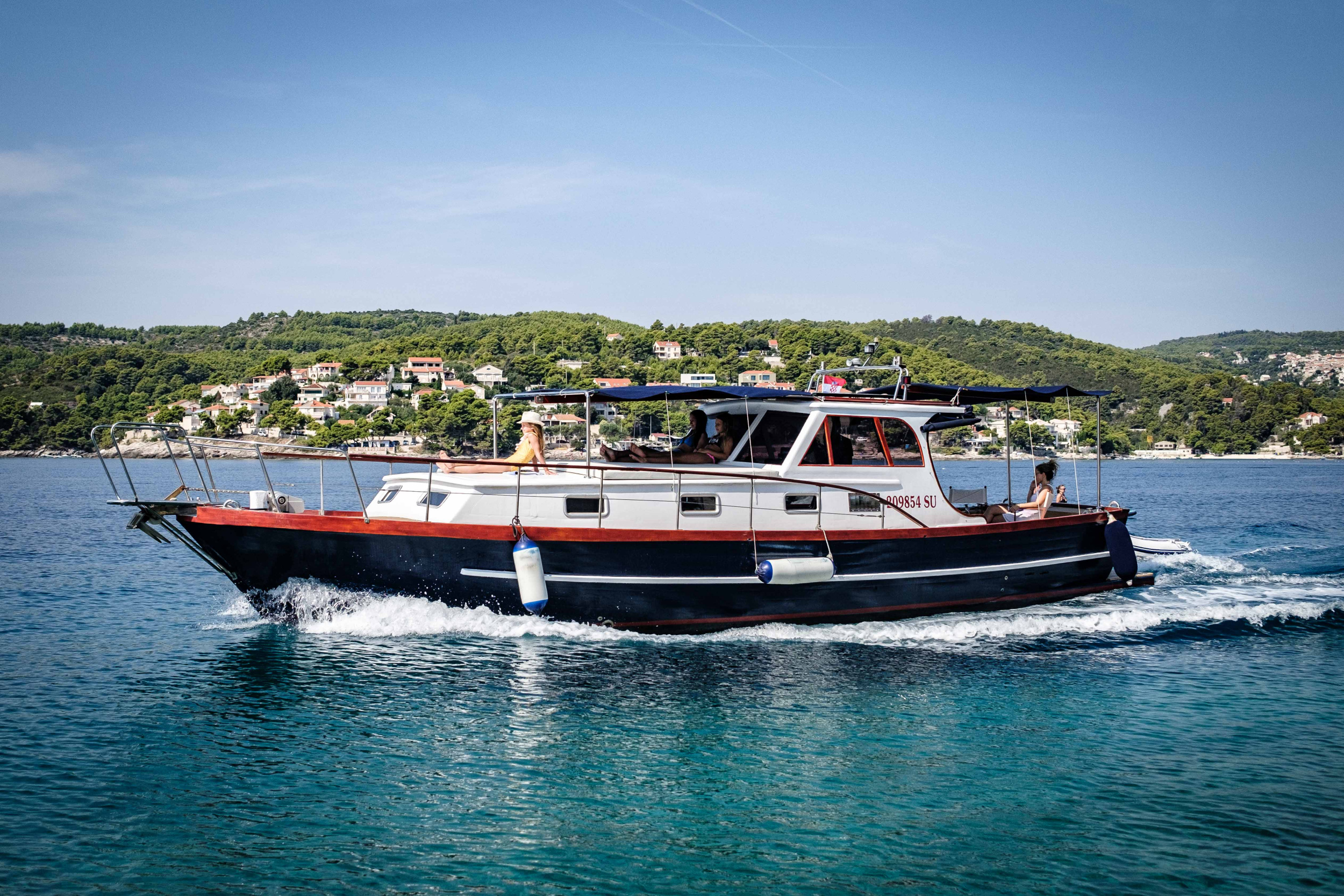 Dalmatian boat — photo 9