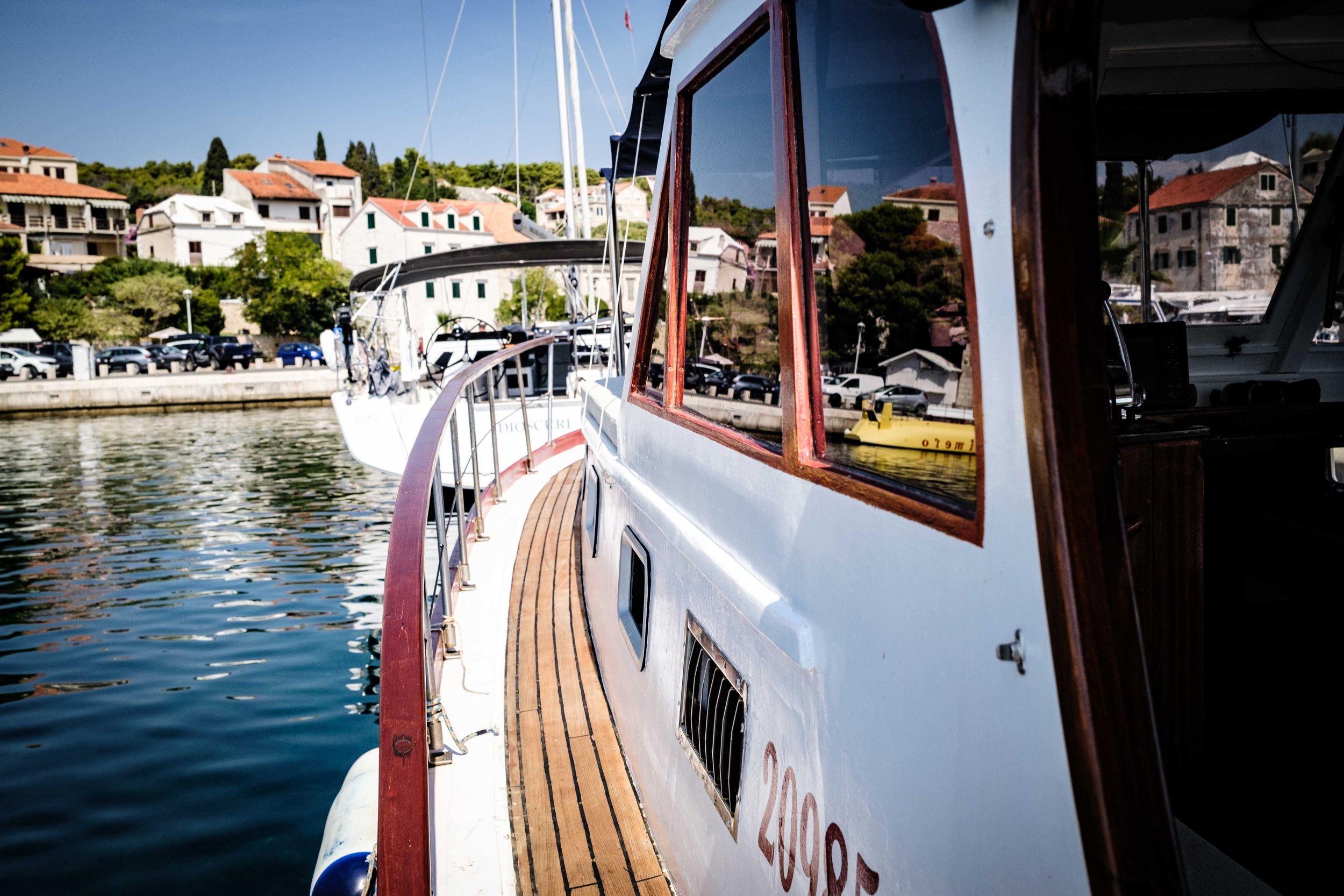 Dalmatian boat — photo 10