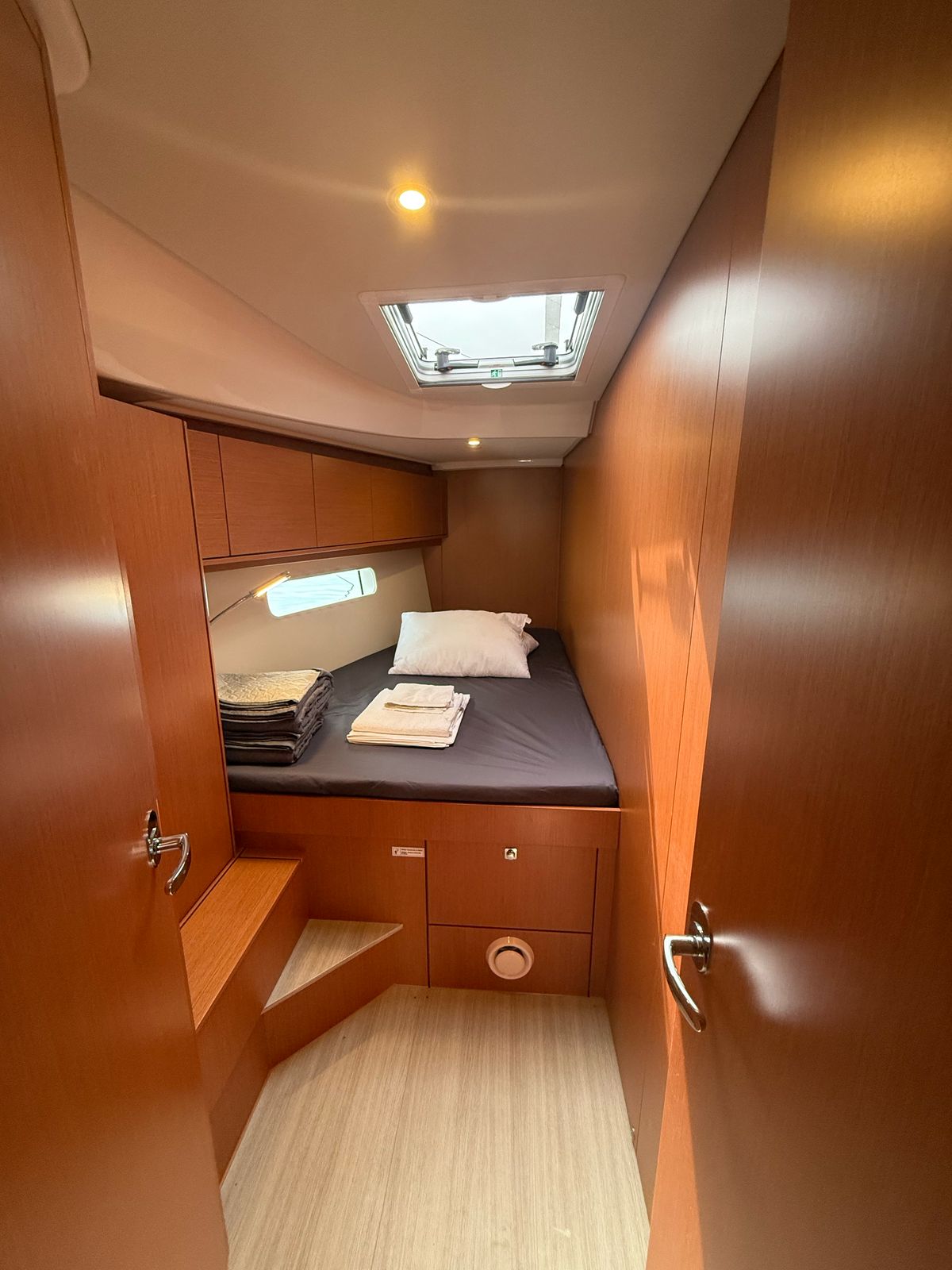 Bavaria C46 — photo 13