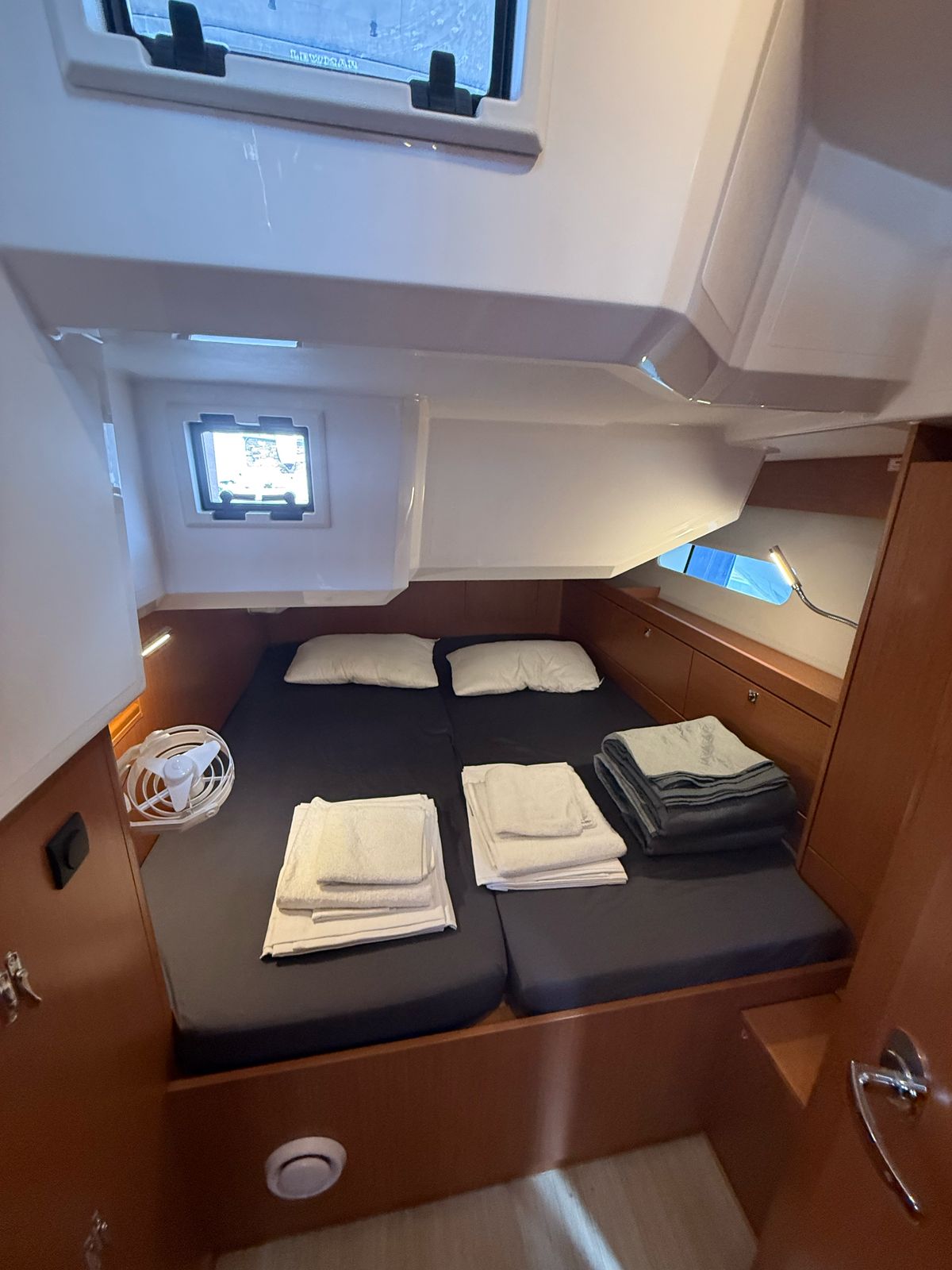 Bavaria C46 — photo 7
