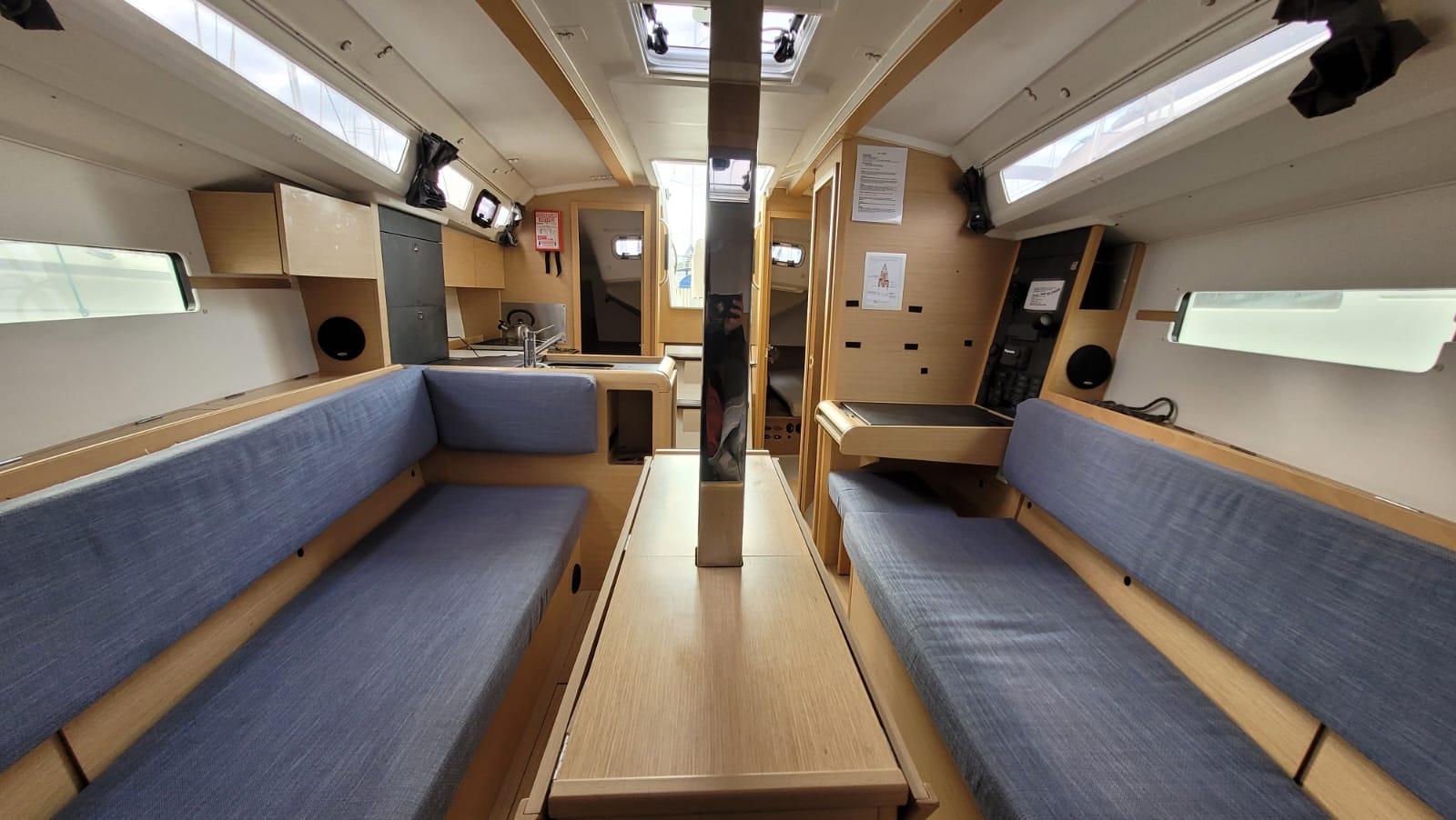 Sun Odyssey 349 (QR) — photo 4