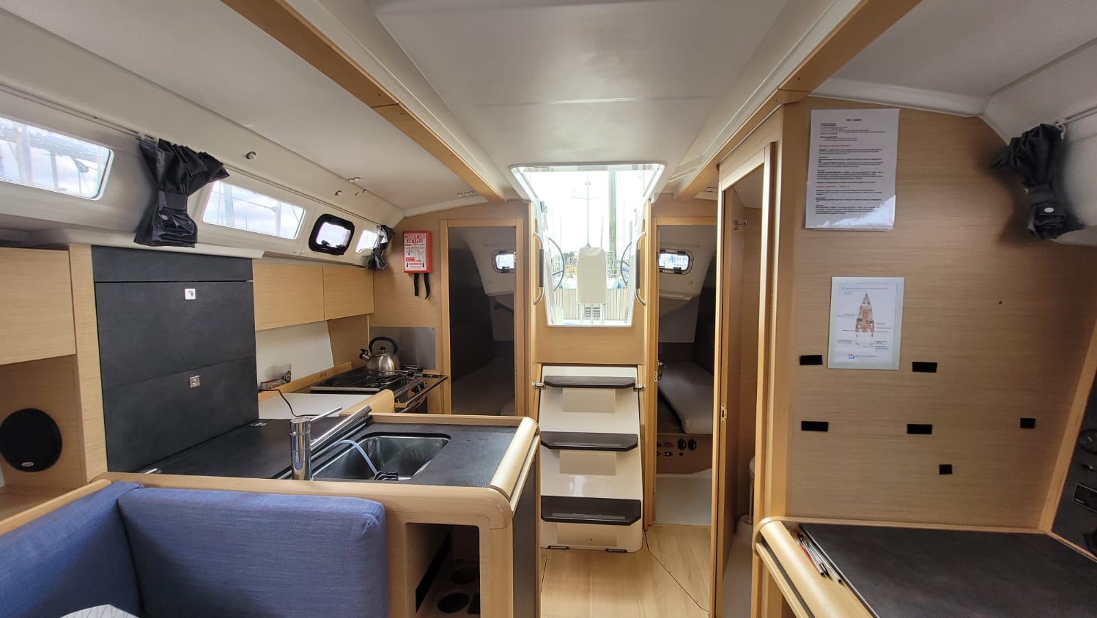 Sun Odyssey 349 (QR) — photo 11