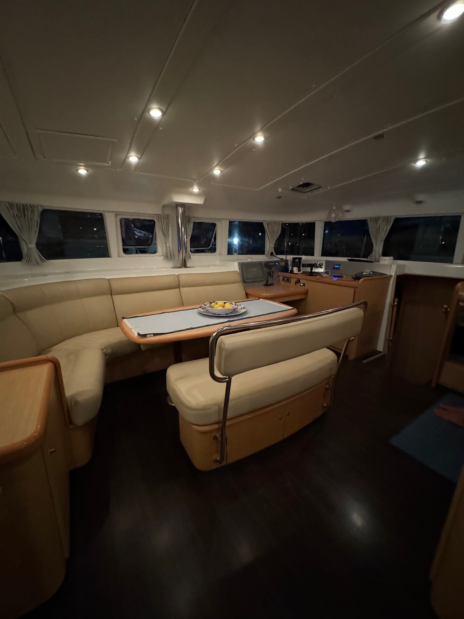 Lagoon 44 — photo 25