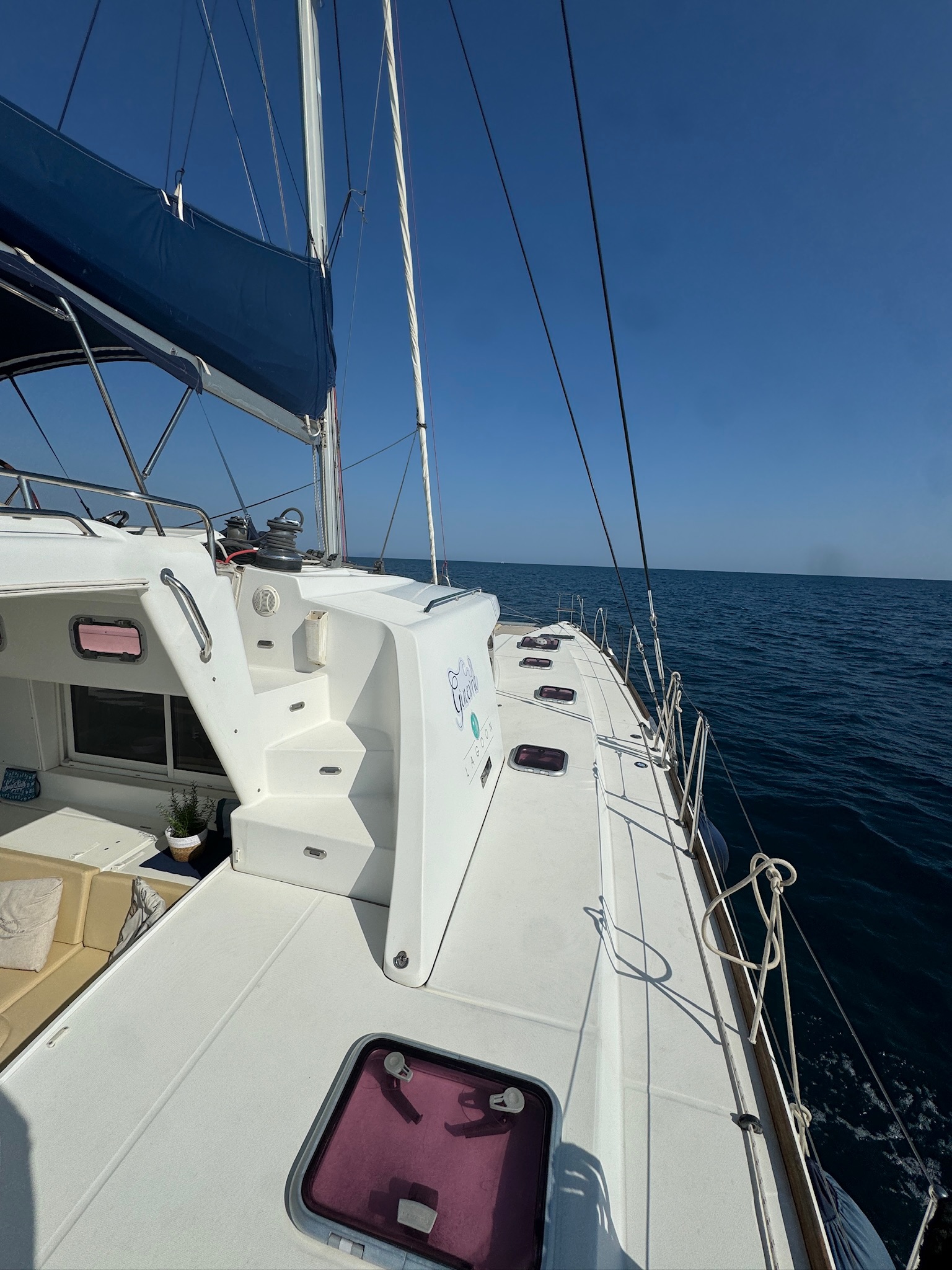 Lagoon 44 — photo 19