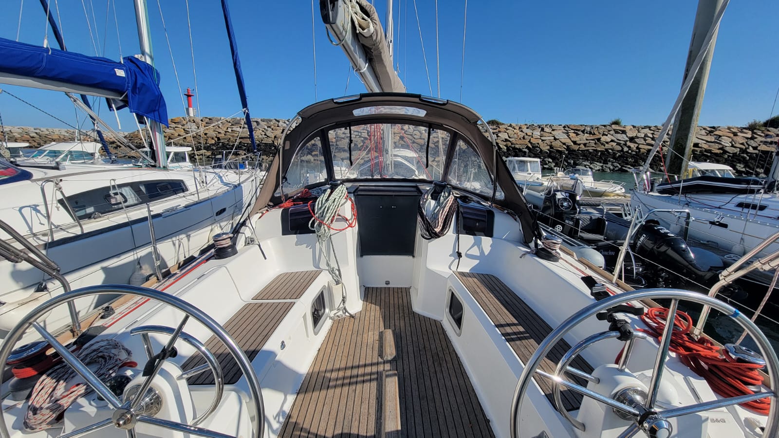 Sun Odyssey 379 (DL) — photo 3