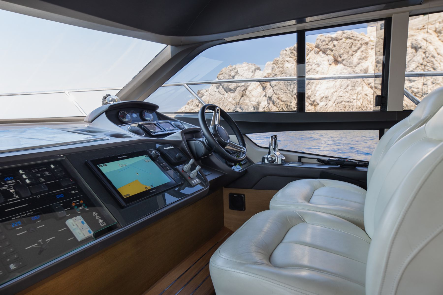 Princess F43 — photo 10