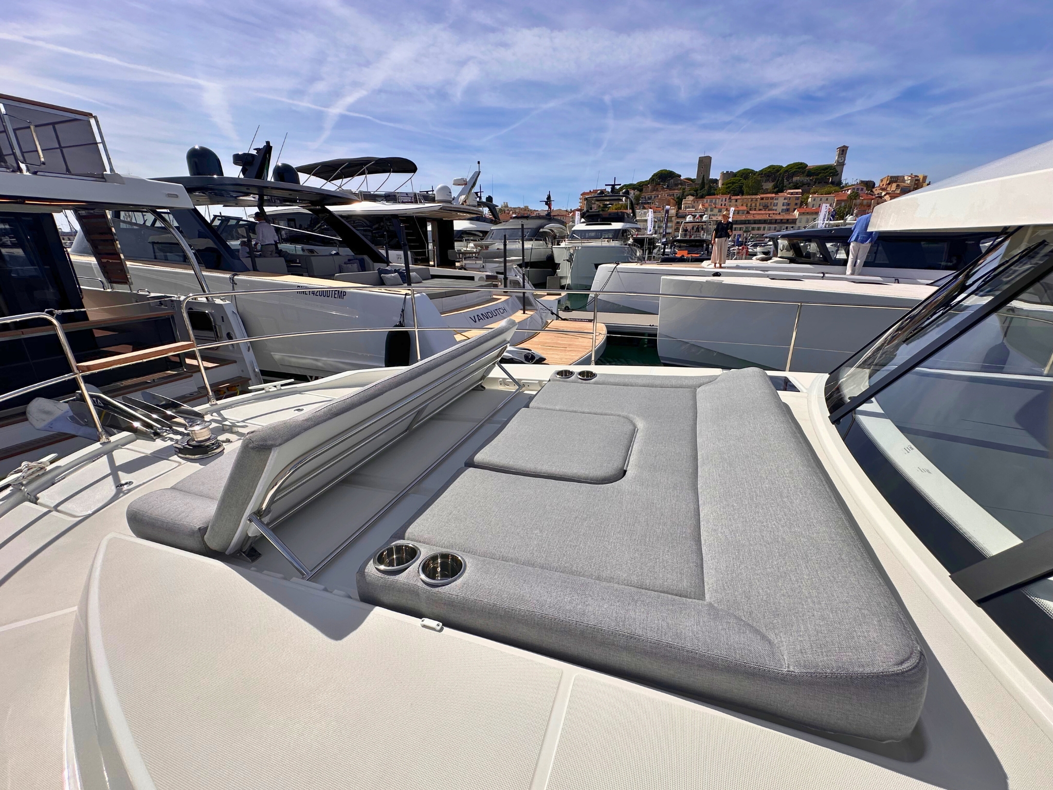 Swift Trawler 41 — photo 28