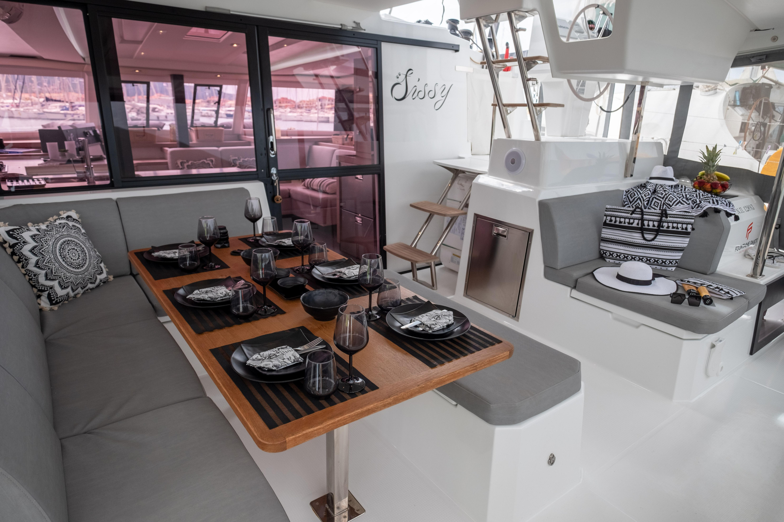Fountaine Pajot Astréa 42 — photo 32