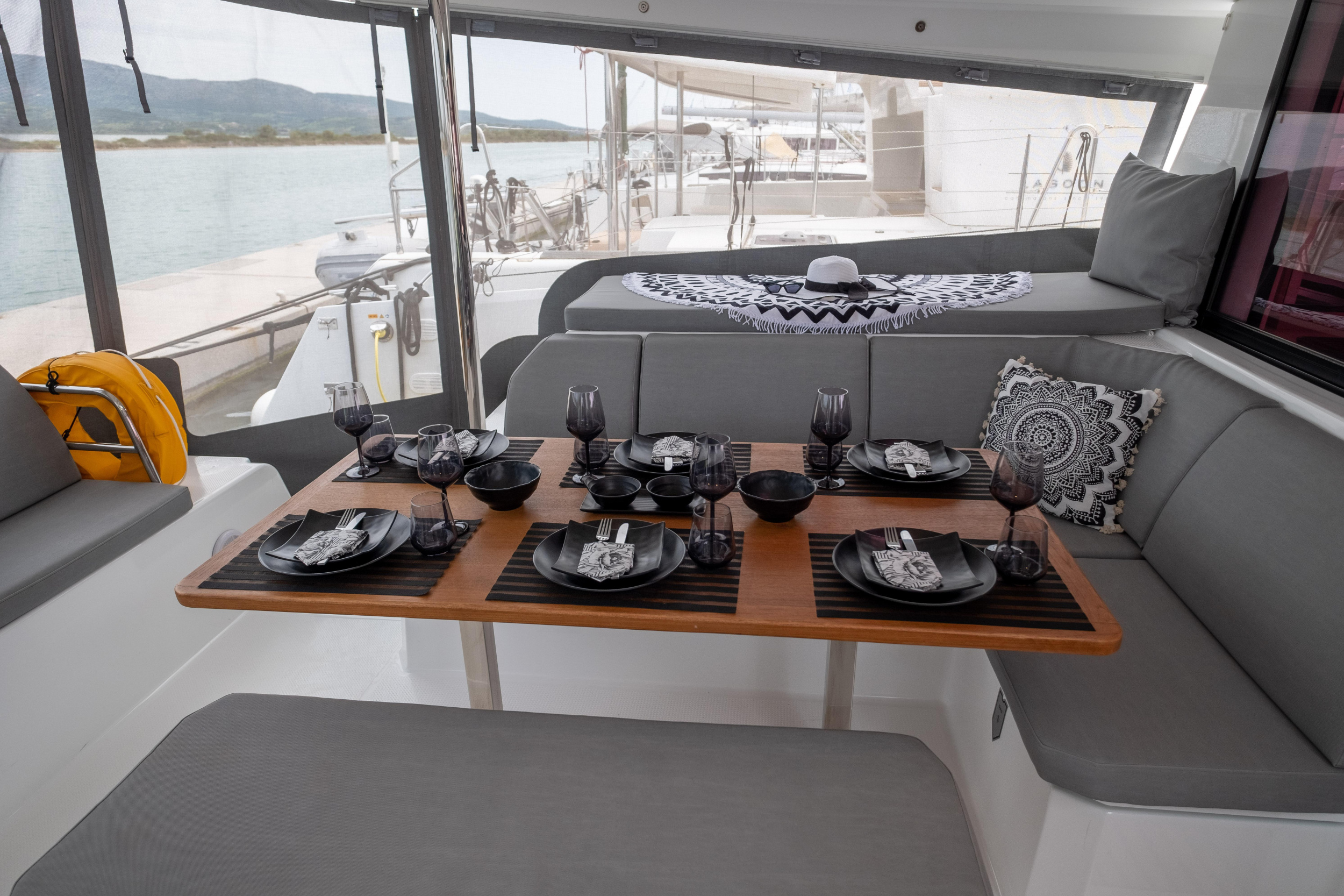 Fountaine Pajot Astréa 42 — photo 28