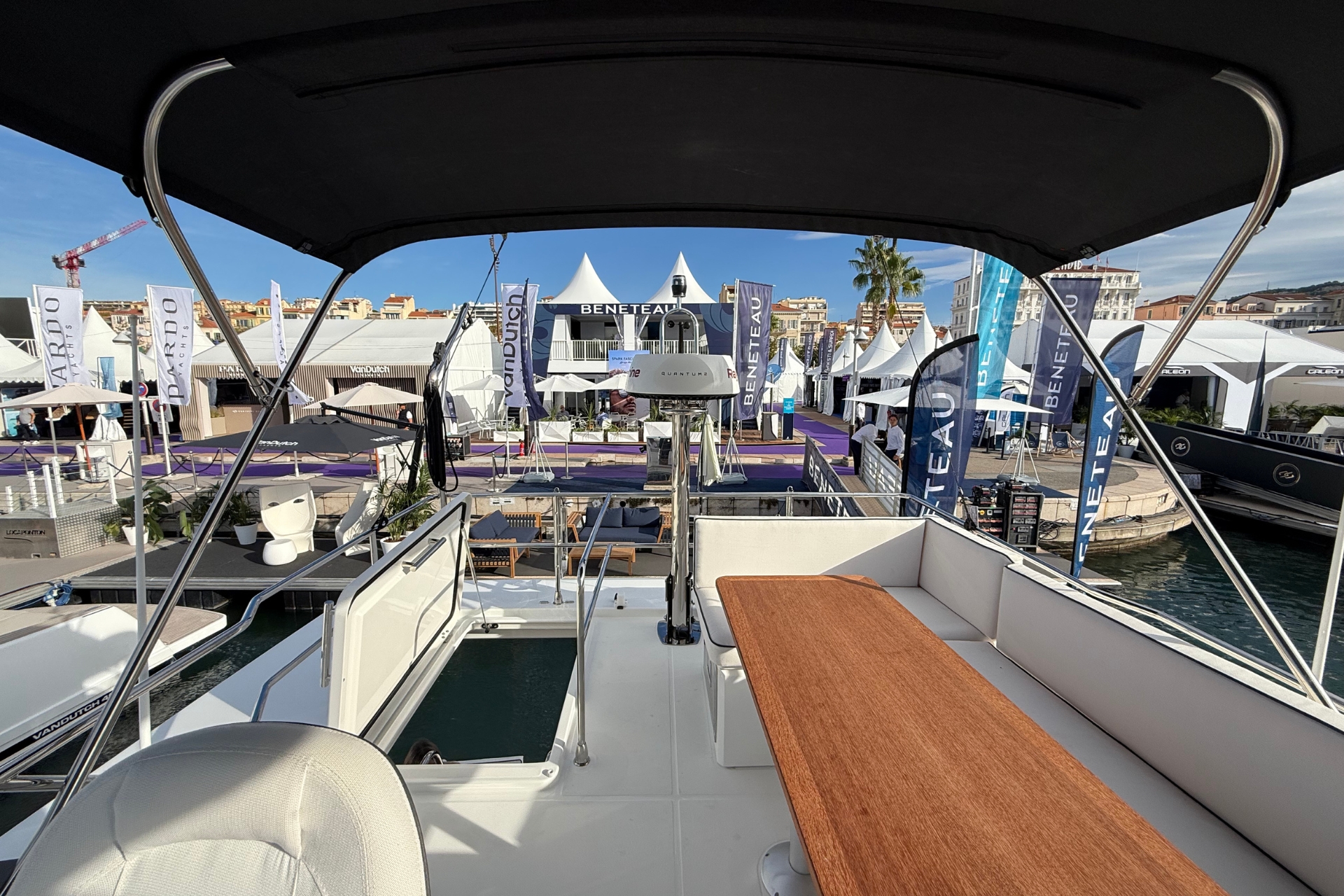 Swift Trawler 37 Fly — photo 12