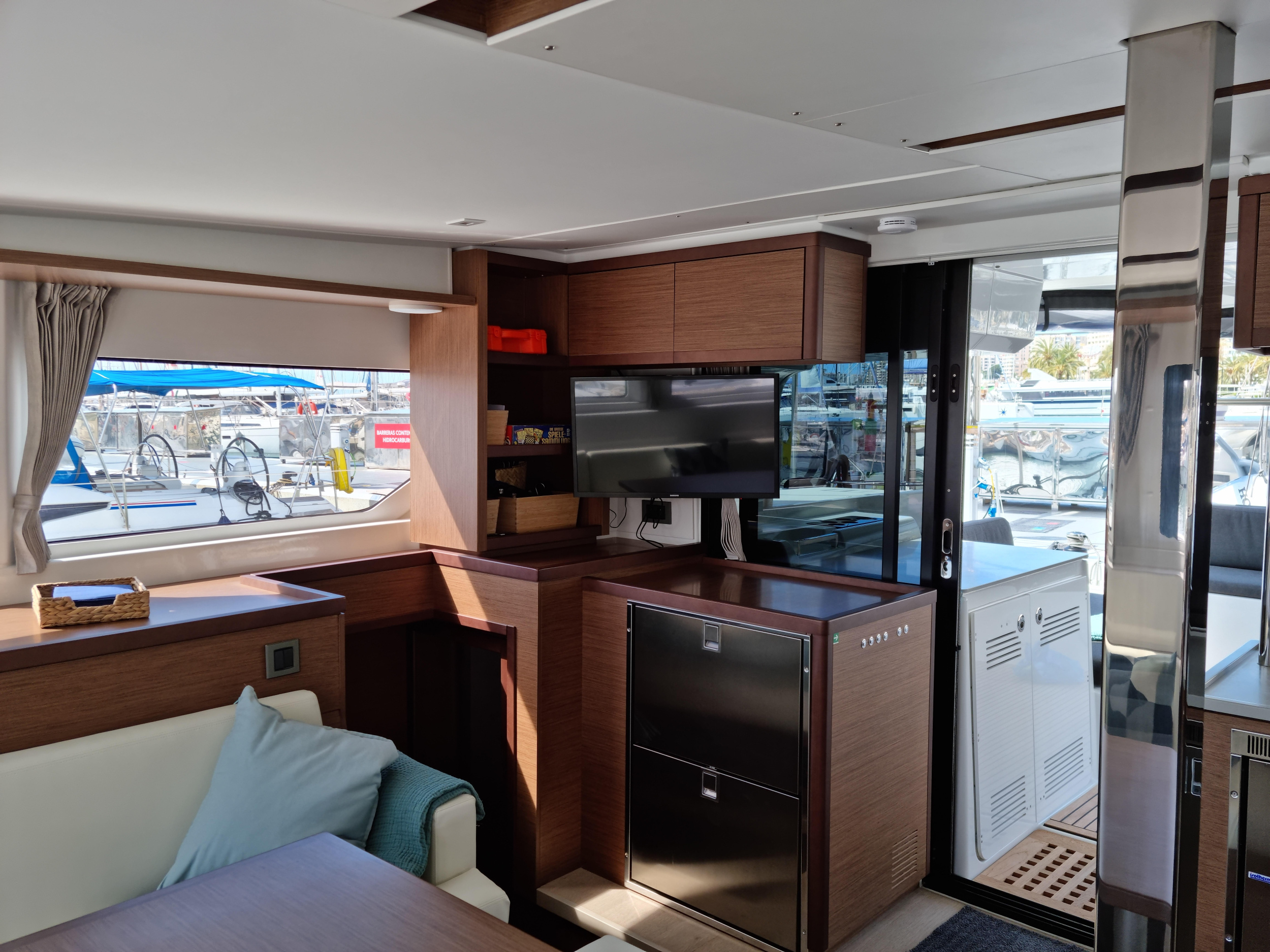 Lagoon 46 — photo 16