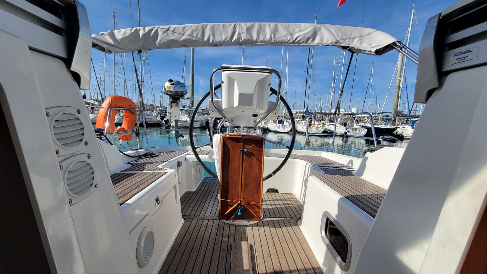 Oceanis 31 (DL) — photo 10
