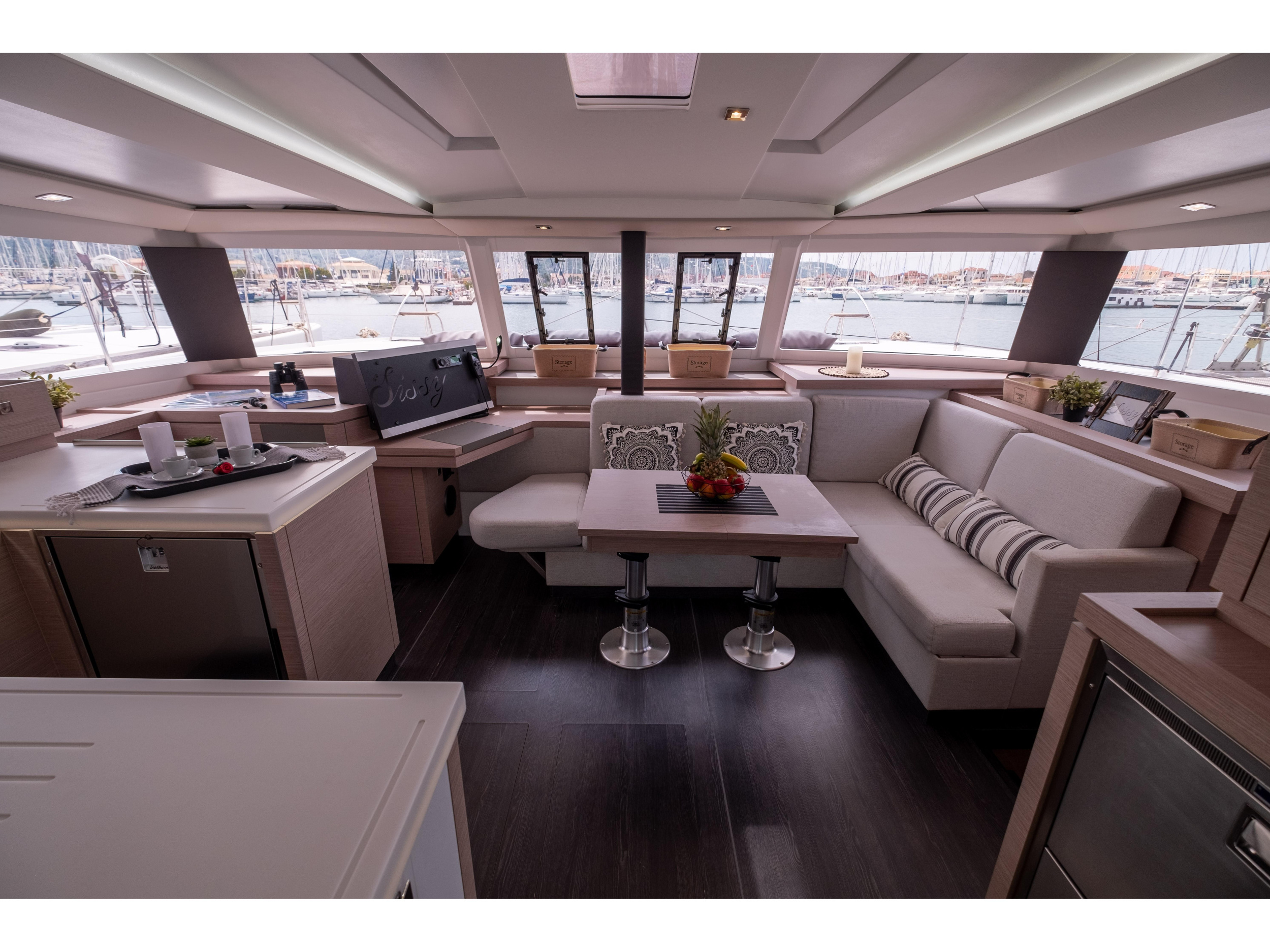 Fountaine Pajot Astréa 42 — photo 10
