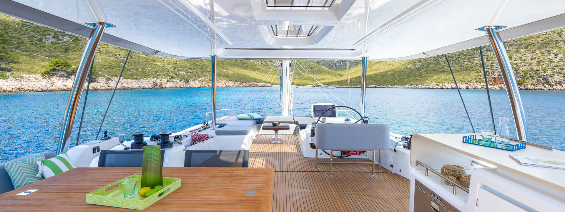 Lagoon 60 — photo 18
