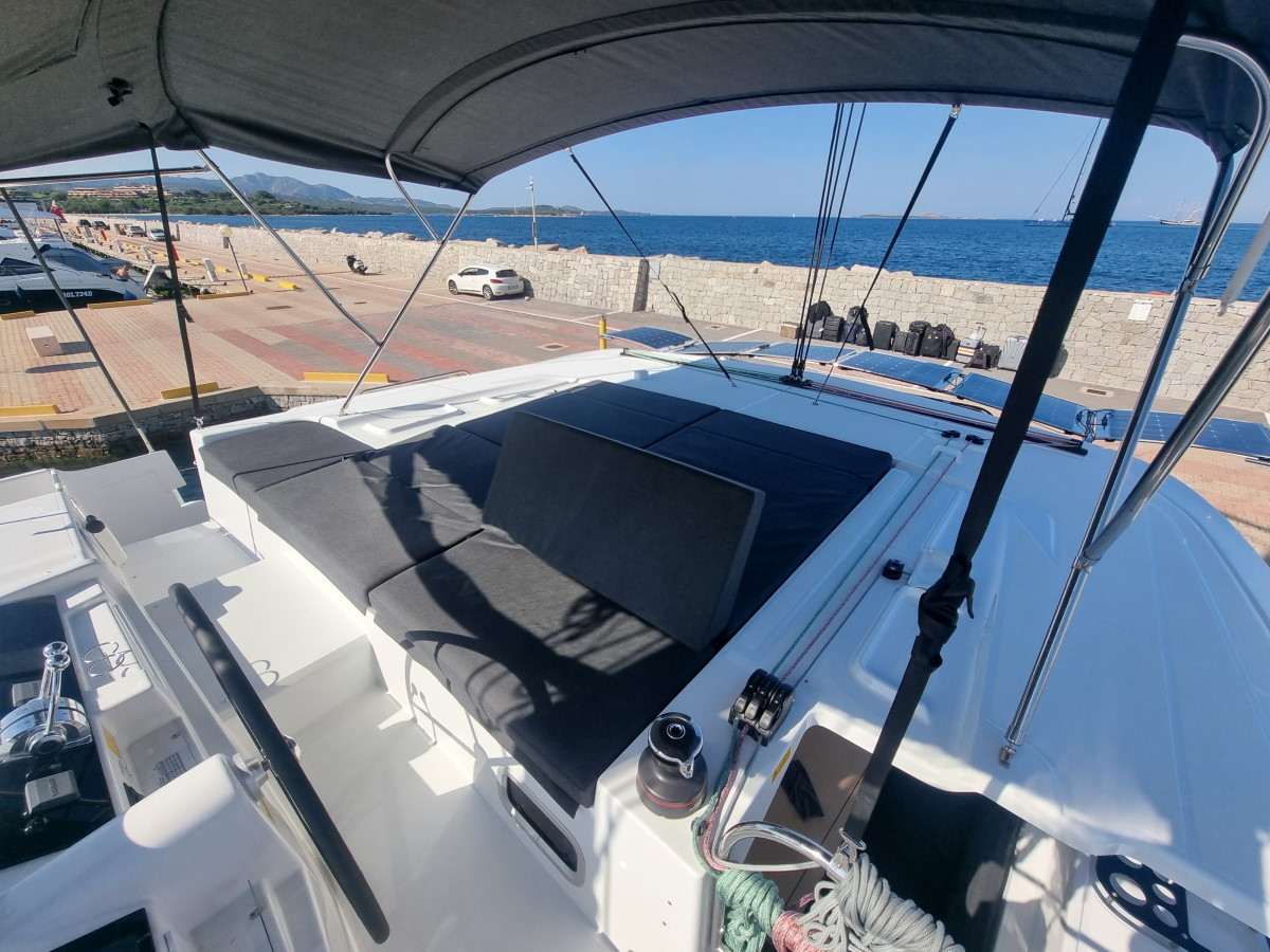 Lagoon 46 — photo 2