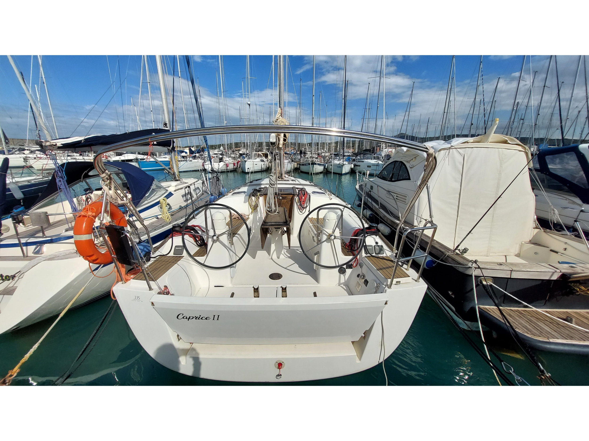Dufour 335 Grand Large — photo 1