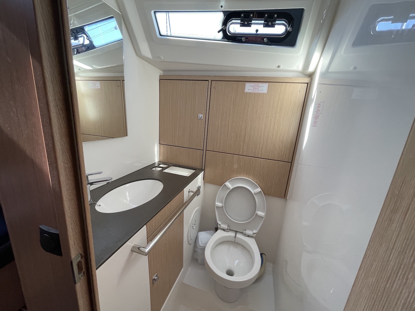 Bavaria 46 Cruiser — photo 9