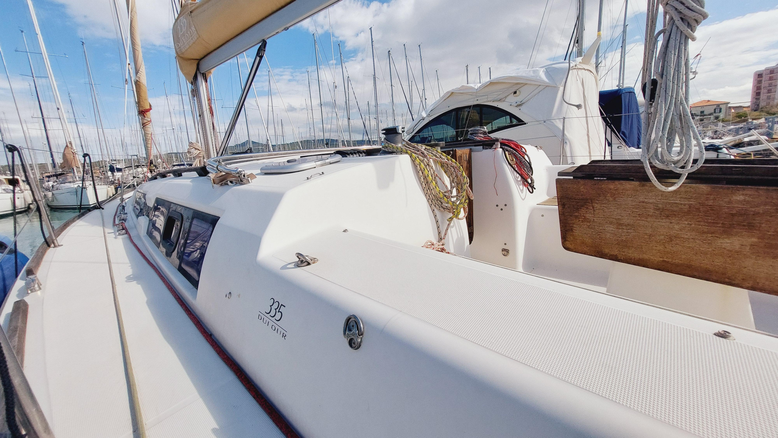 Dufour 335 Grand Large — photo 3
