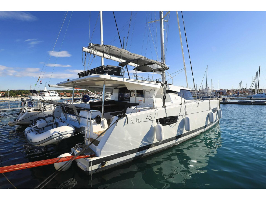 Photo #1 - Elba 45 Owner Version (DREAMCATCHER) en Marina Baotić - 19747