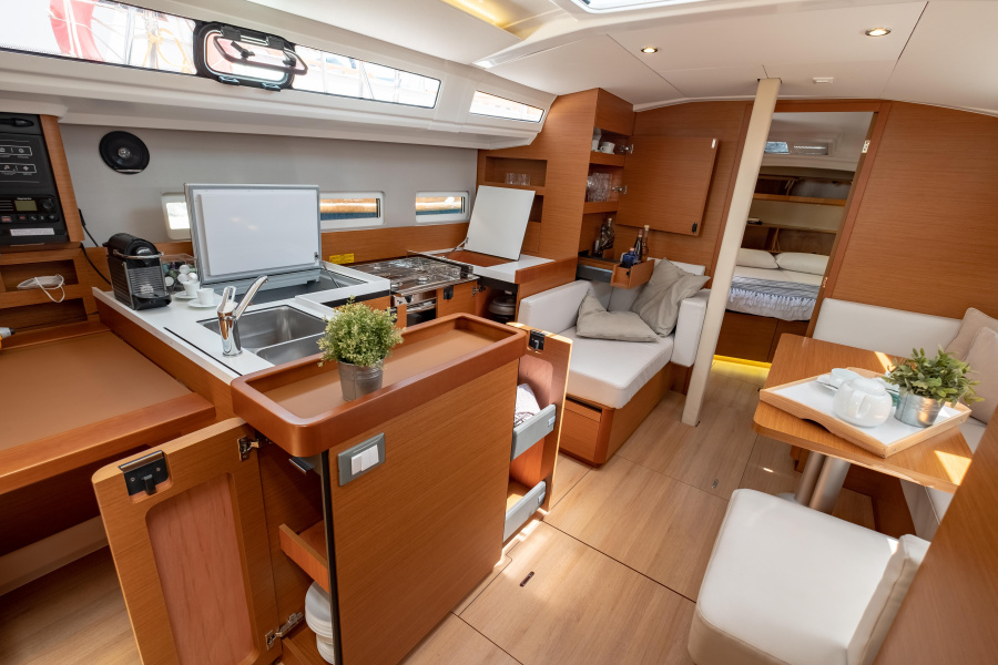Sun Odyssey 410 — photo 57