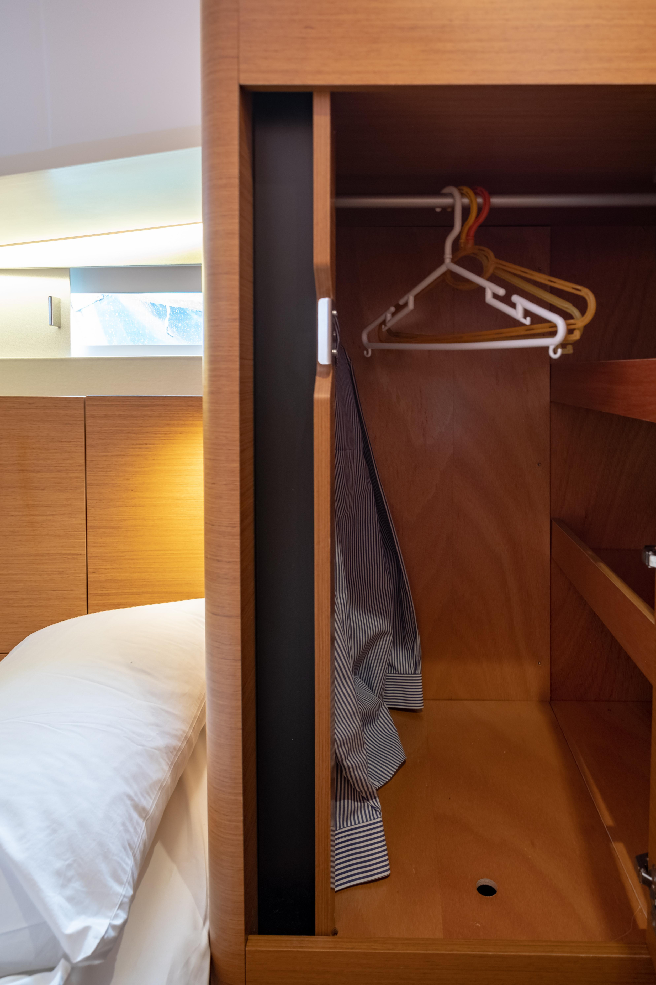 Sun Odyssey 410 — photo 4