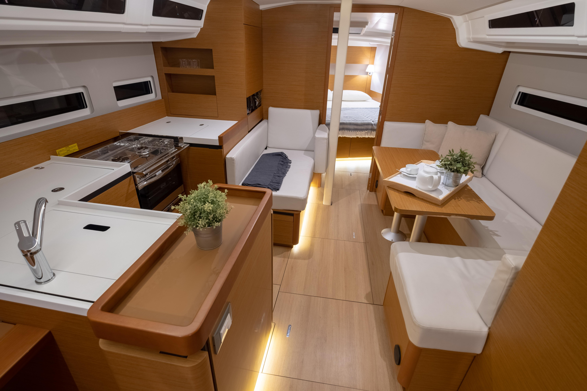 Sun Odyssey 410 — photo 20