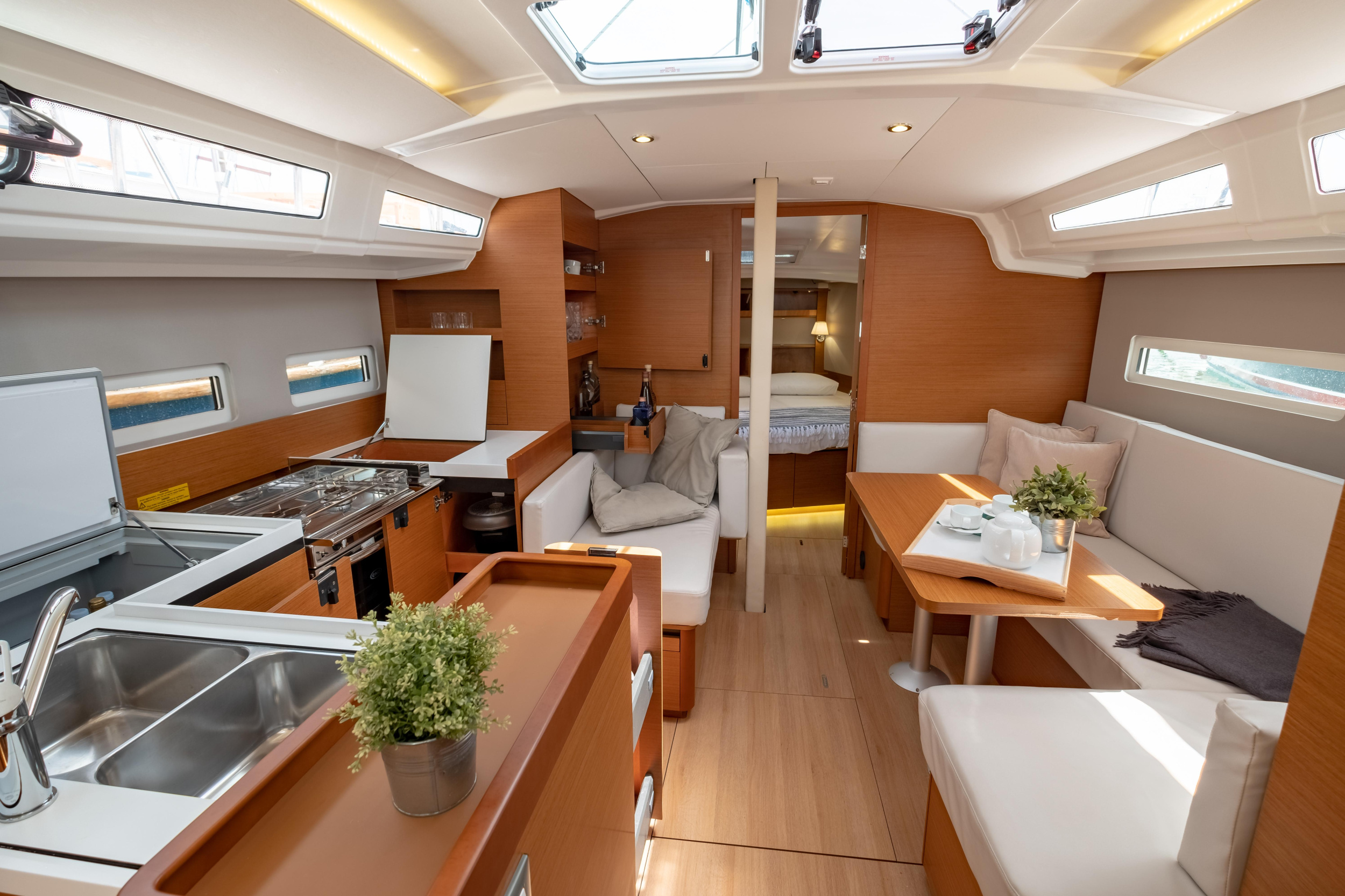 Sun Odyssey 410 — photo 5
