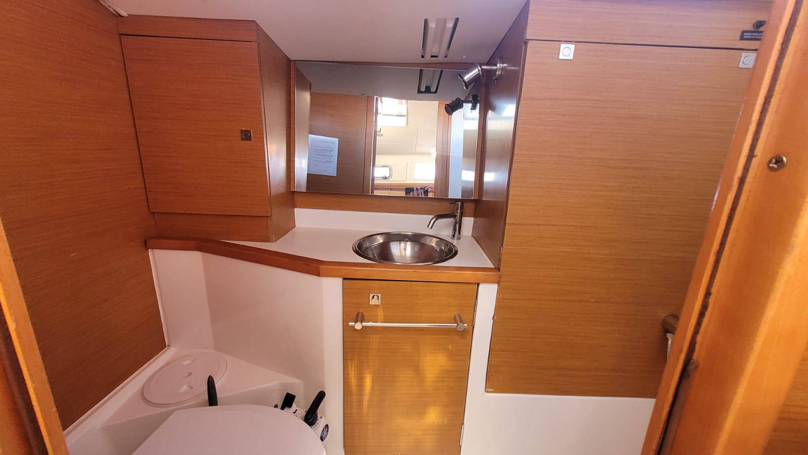 Sun Odyssey 379 (DL) — photo 13