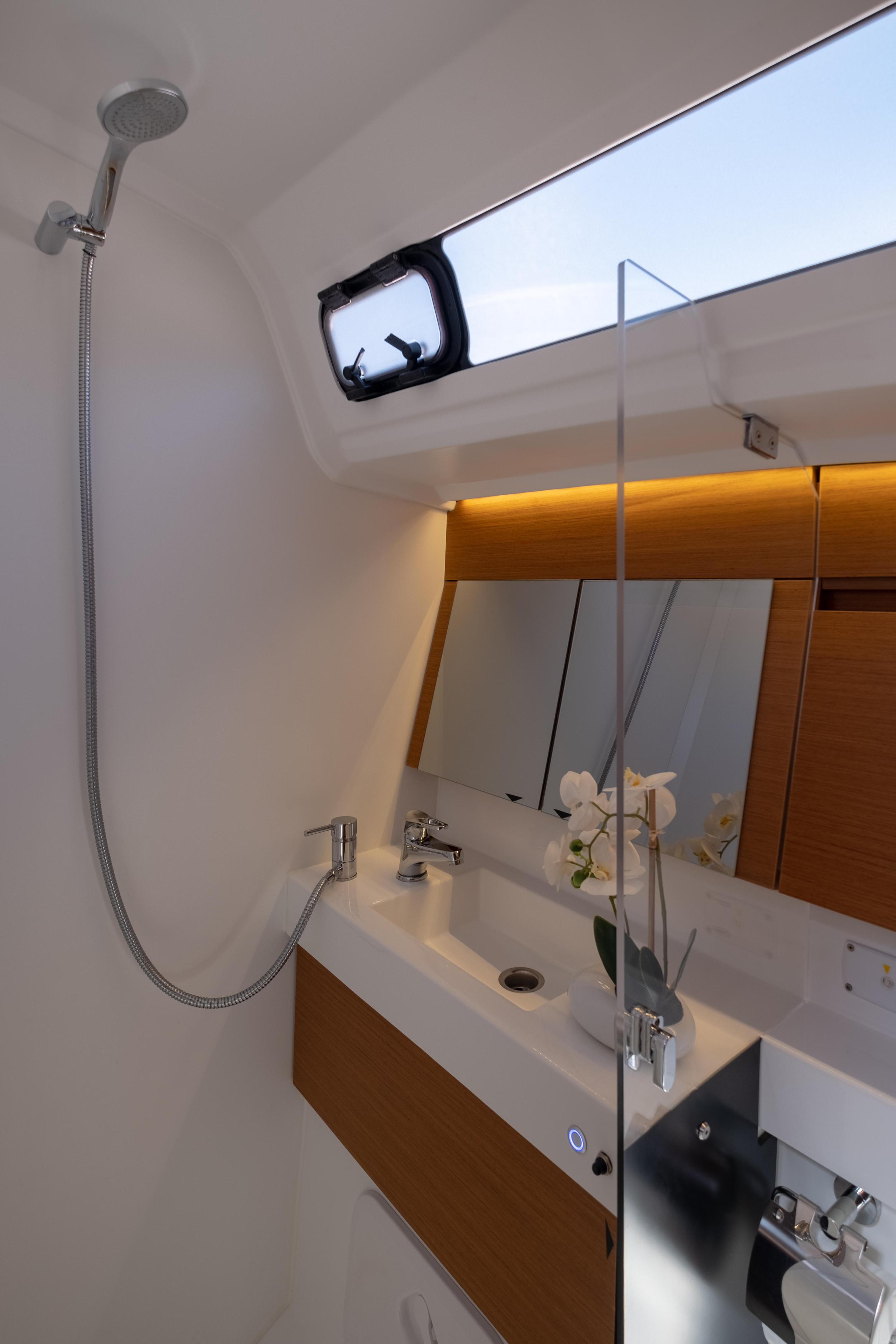 Sun Odyssey 410 — photo 15