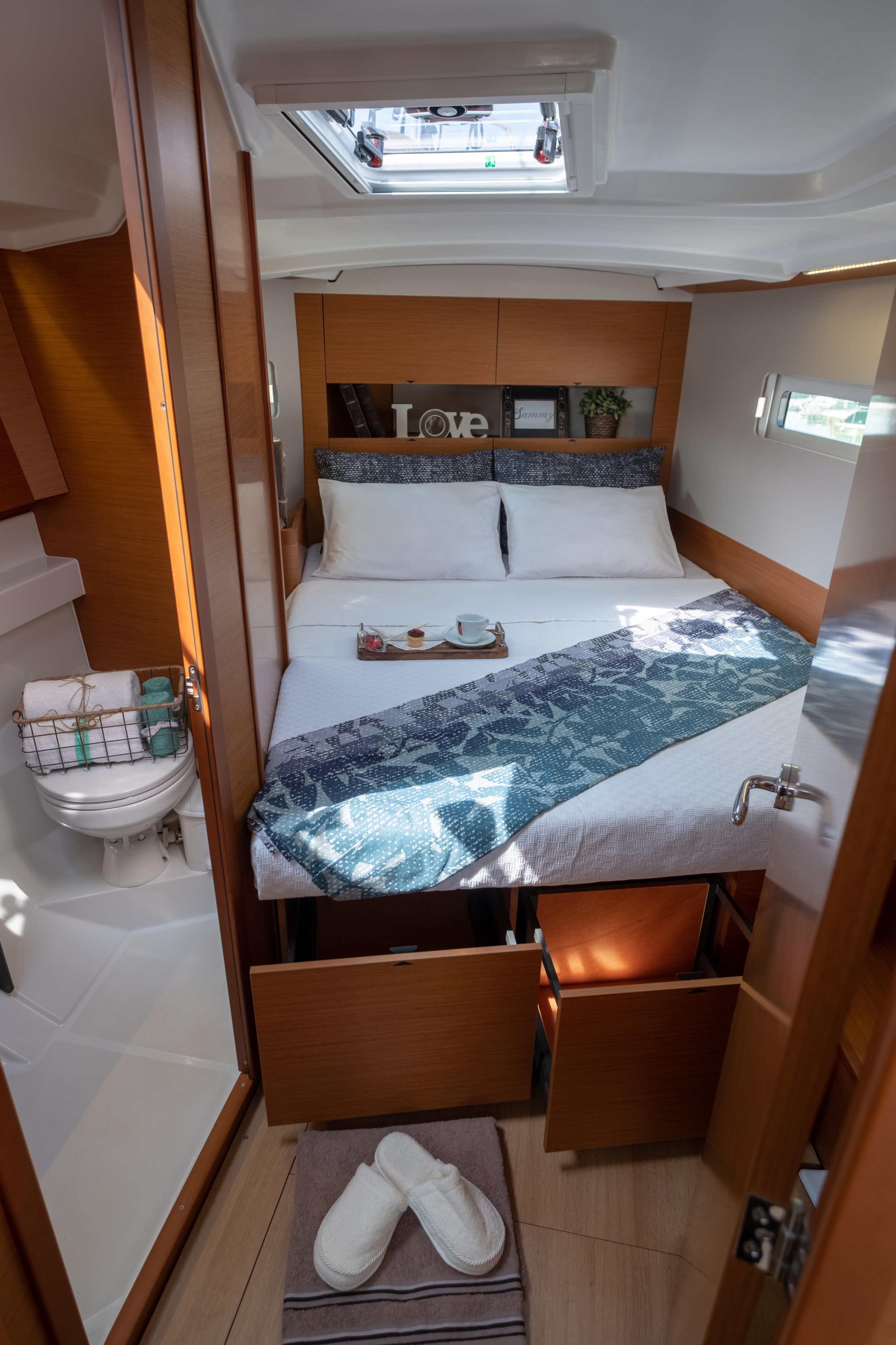 Sun Odyssey 410 — photo 14