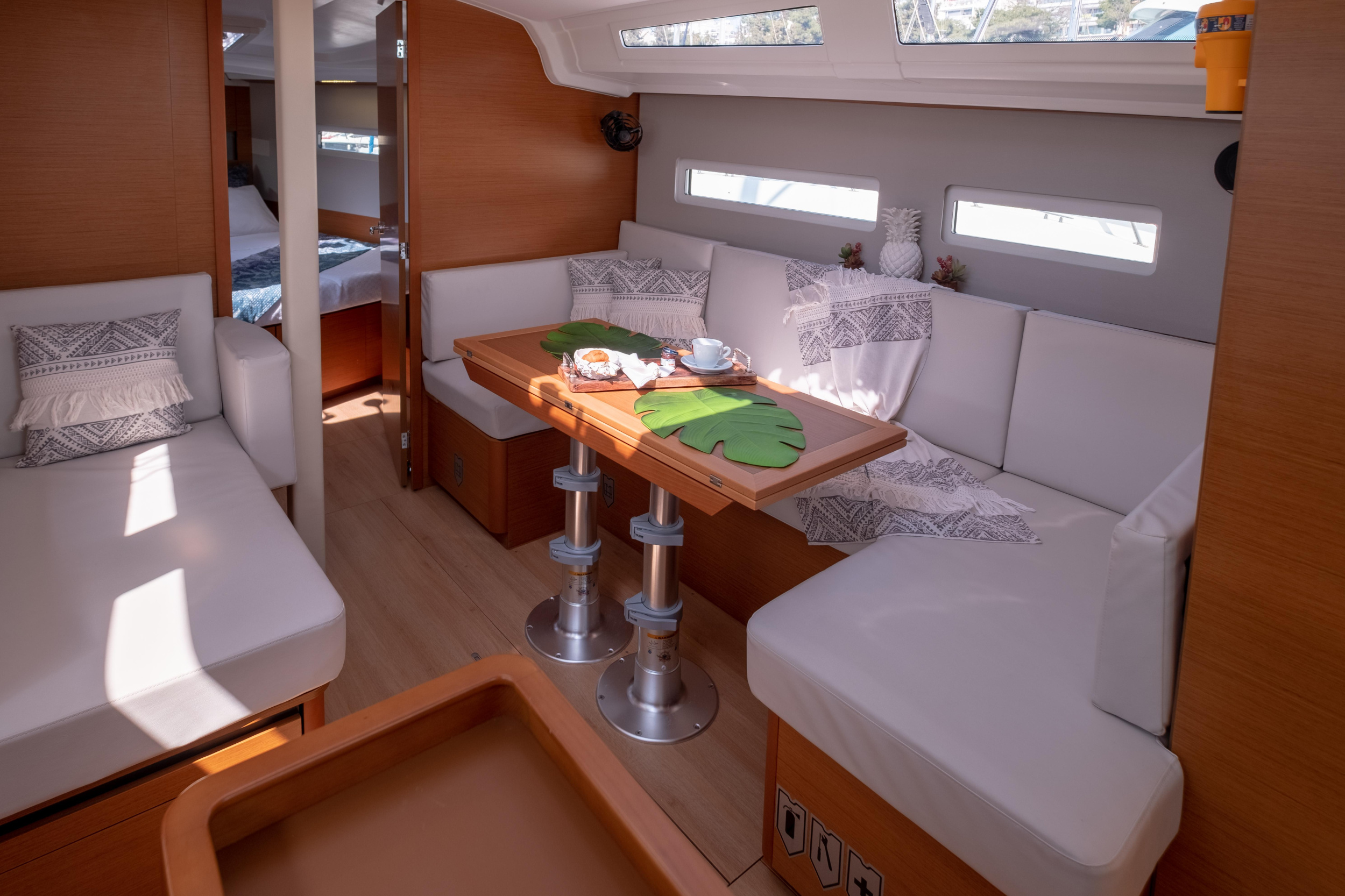 Sun Odyssey 410 — photo 51