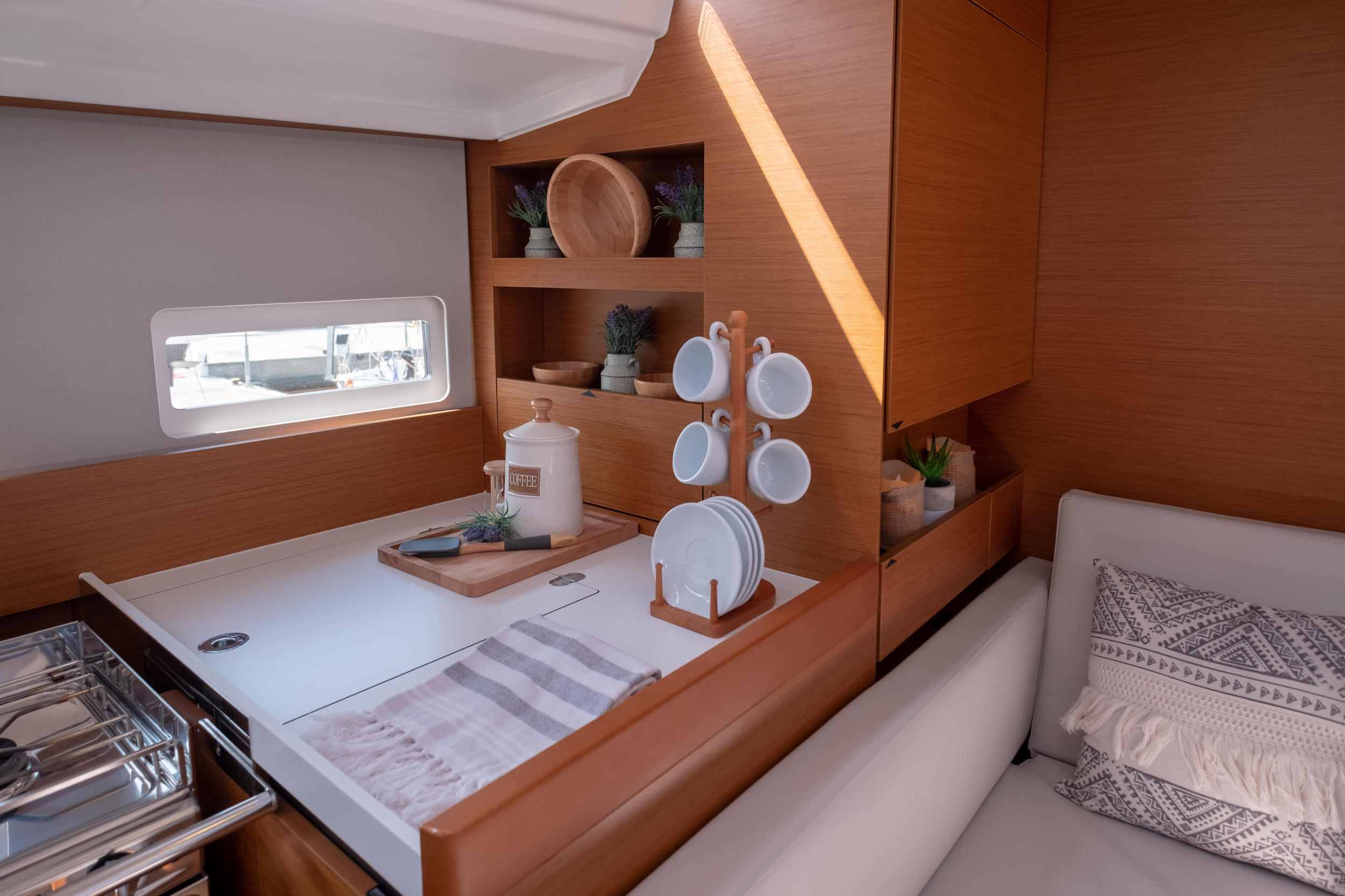 Sun Odyssey 410 — photo 34