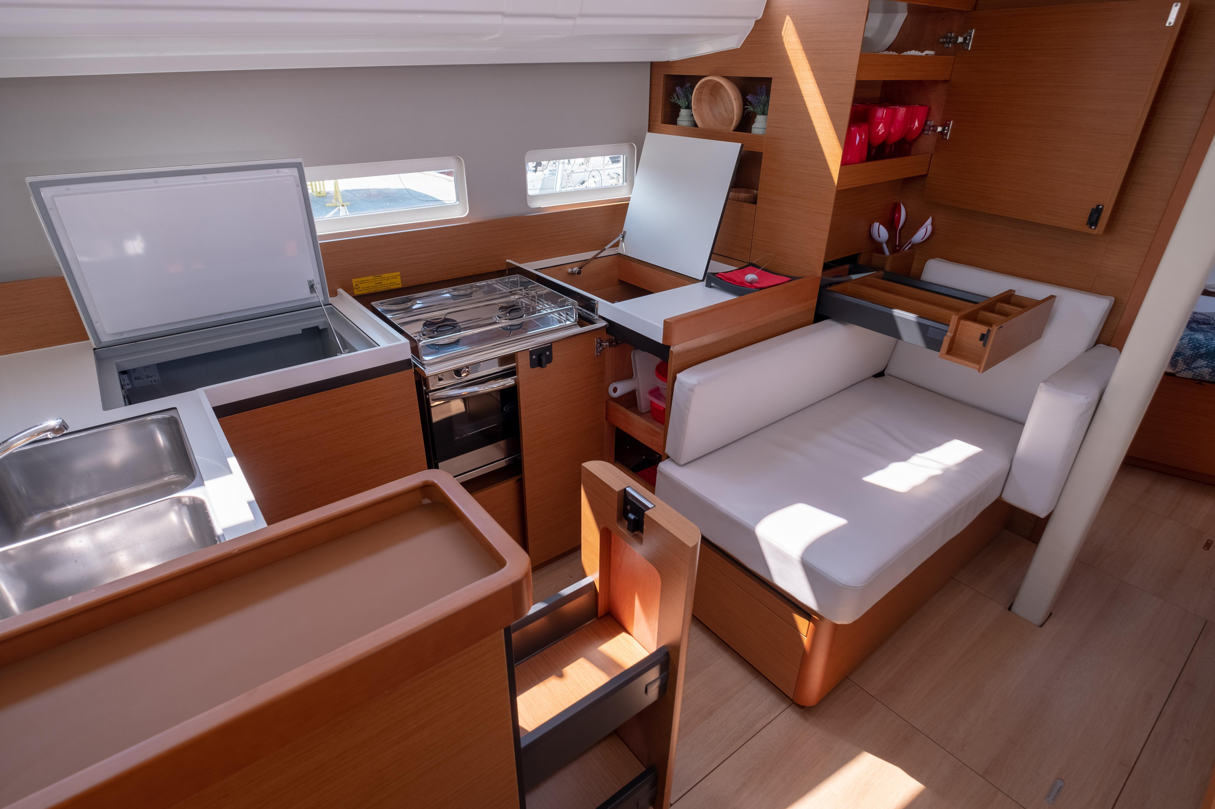 Sun Odyssey 410 — photo 5