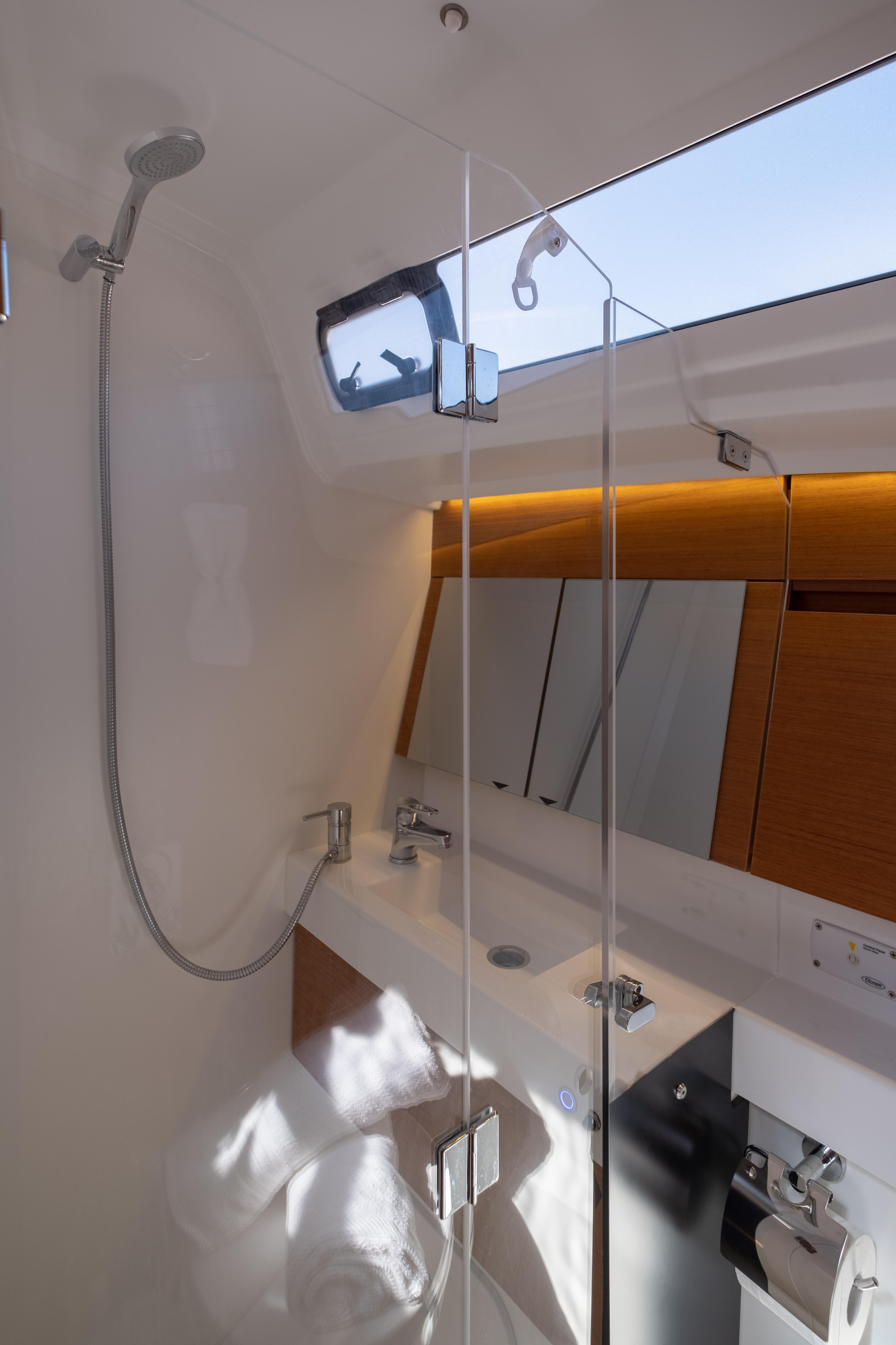 Sun Odyssey 410 — photo 38