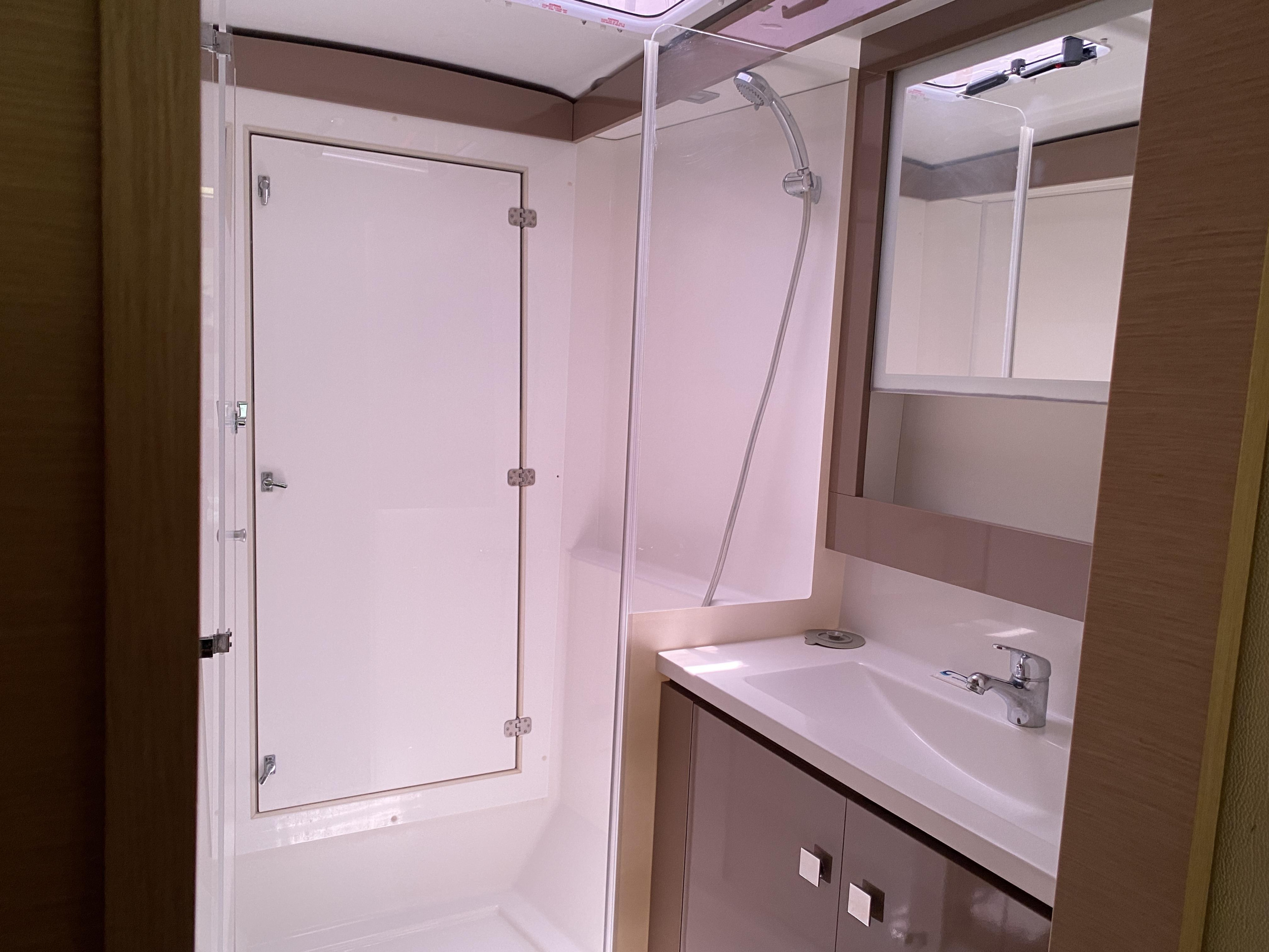 Fountaine Pajot Lucia 40 — photo 9