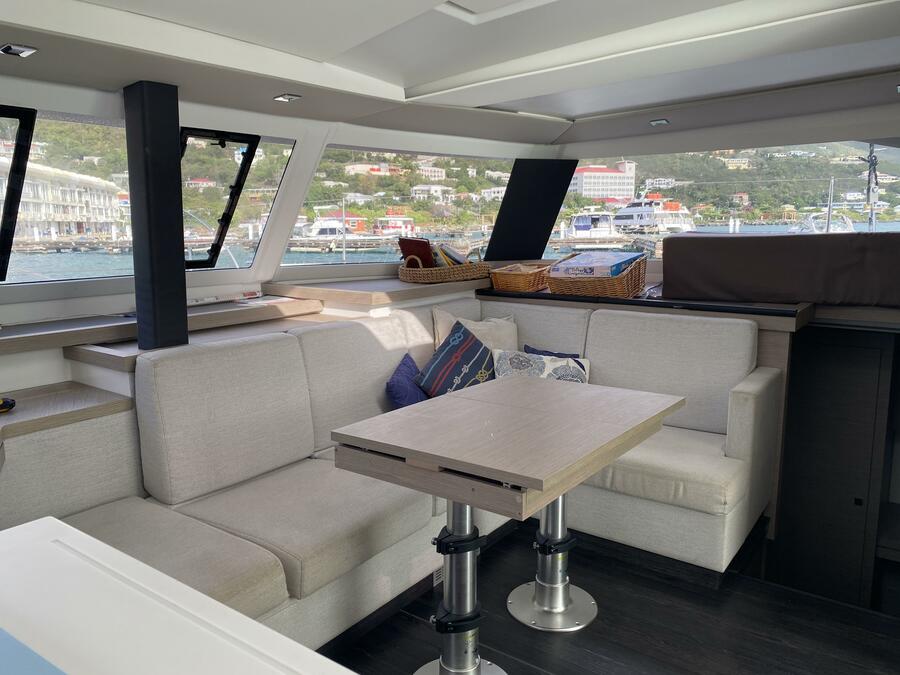 Fountaine Pajot Astrea 42 — photo 12