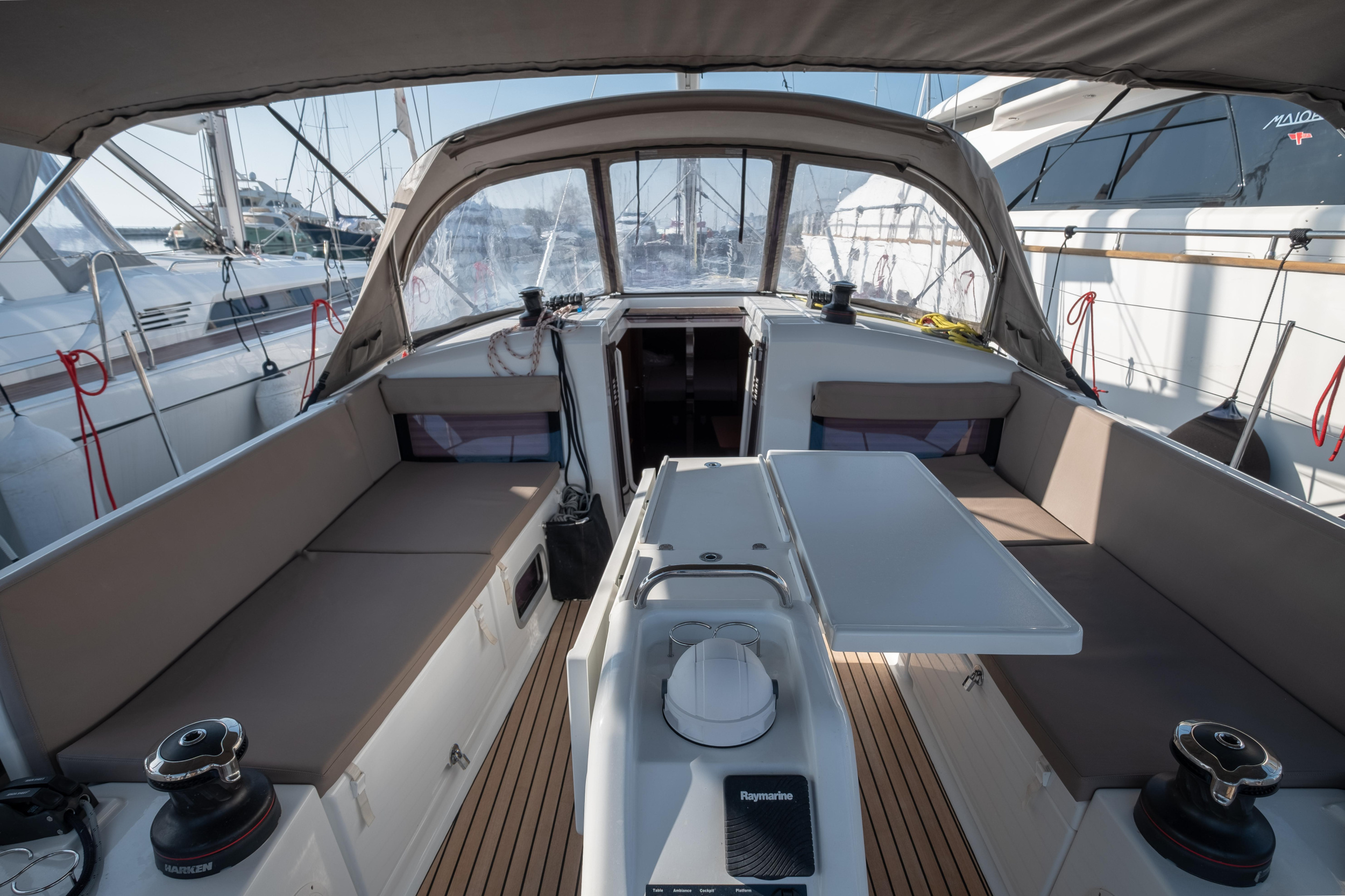 Sun Odyssey 440 — photo 67