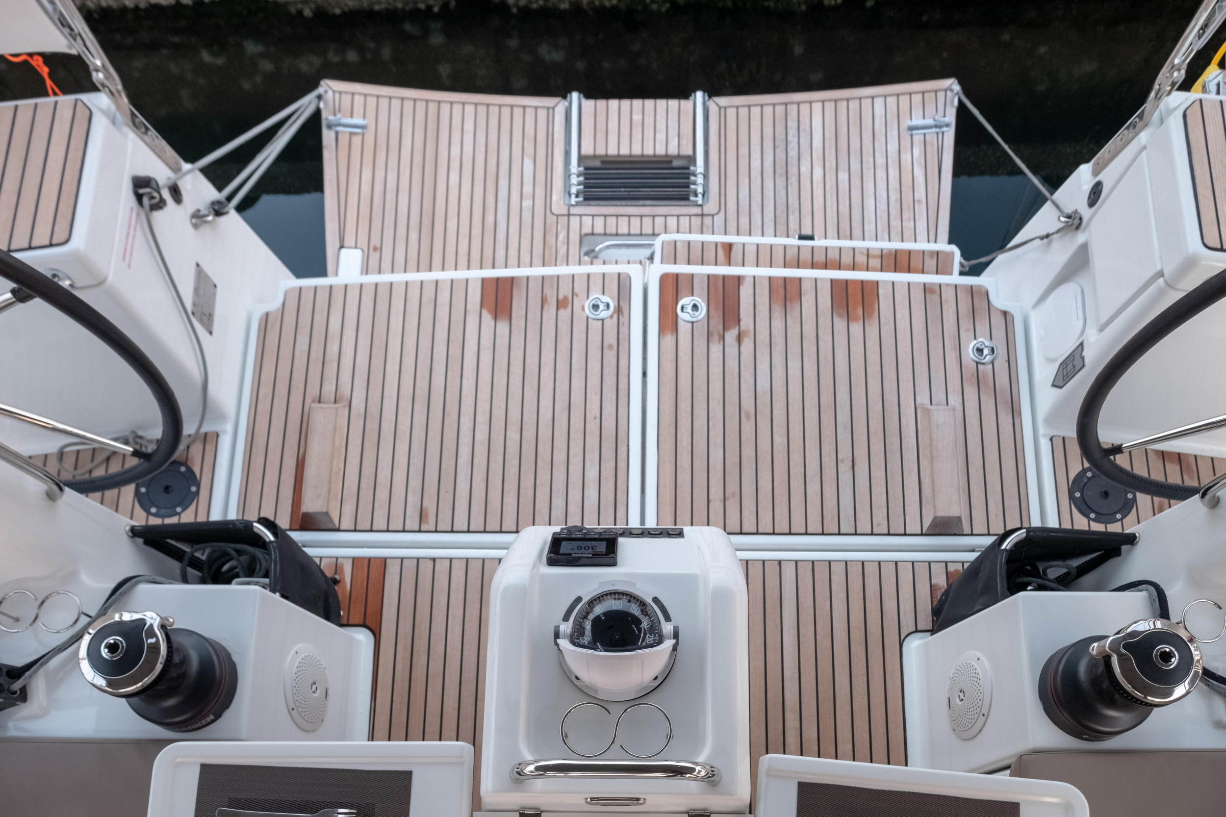 Sun Odyssey 440 — photo 15