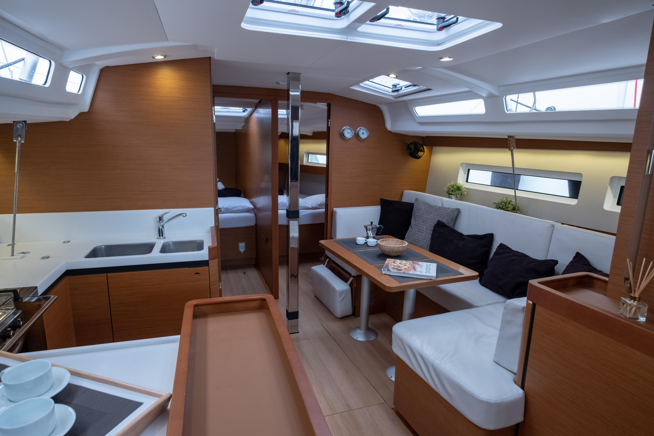 Sun Odyssey 440 — photo 26