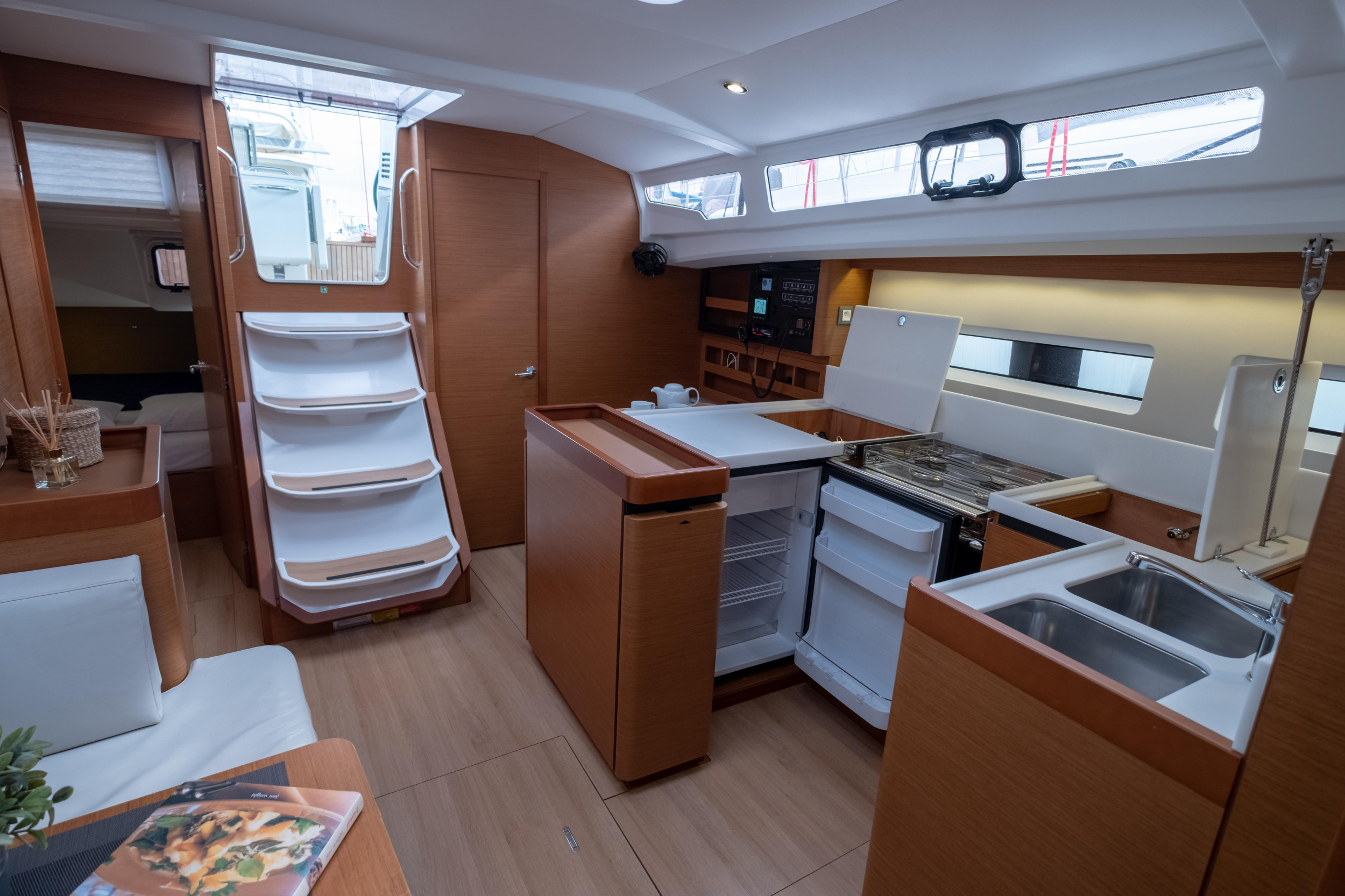 Sun Odyssey 440 — photo 64