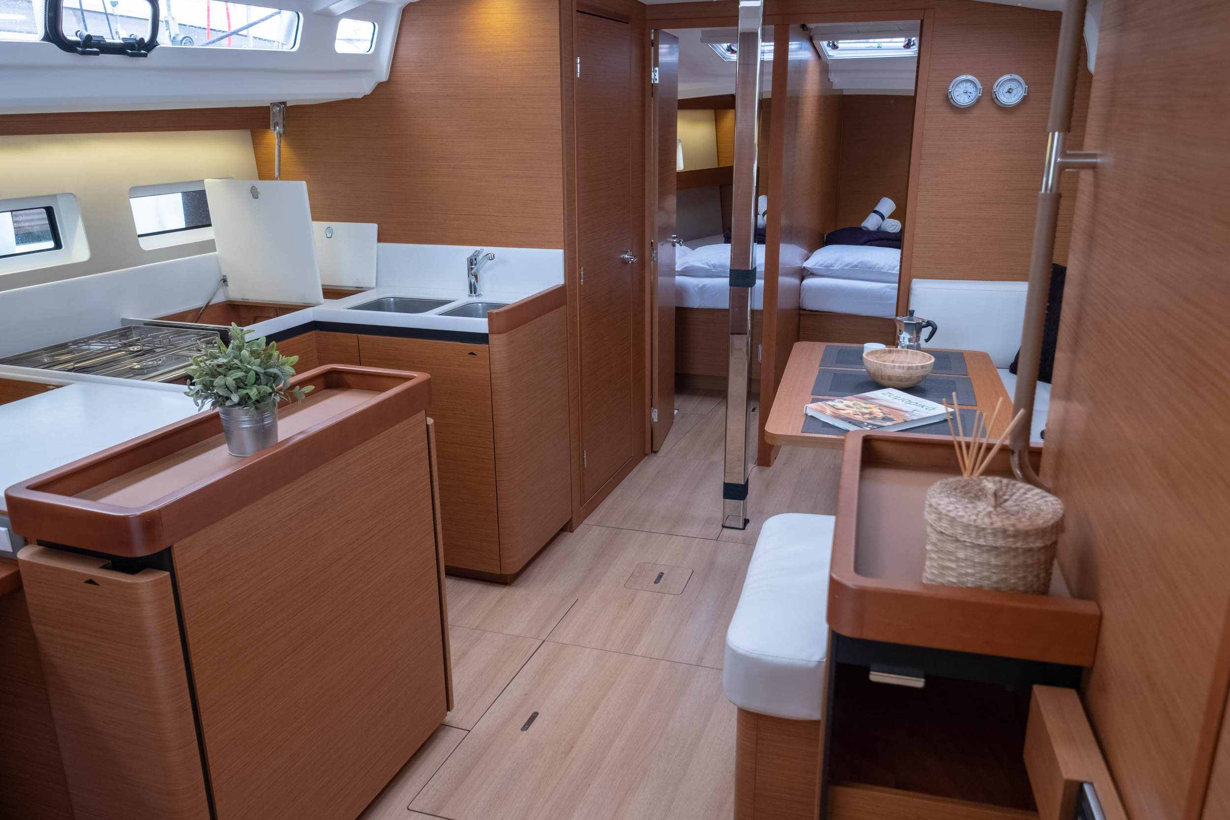 Sun Odyssey 440 — photo 23